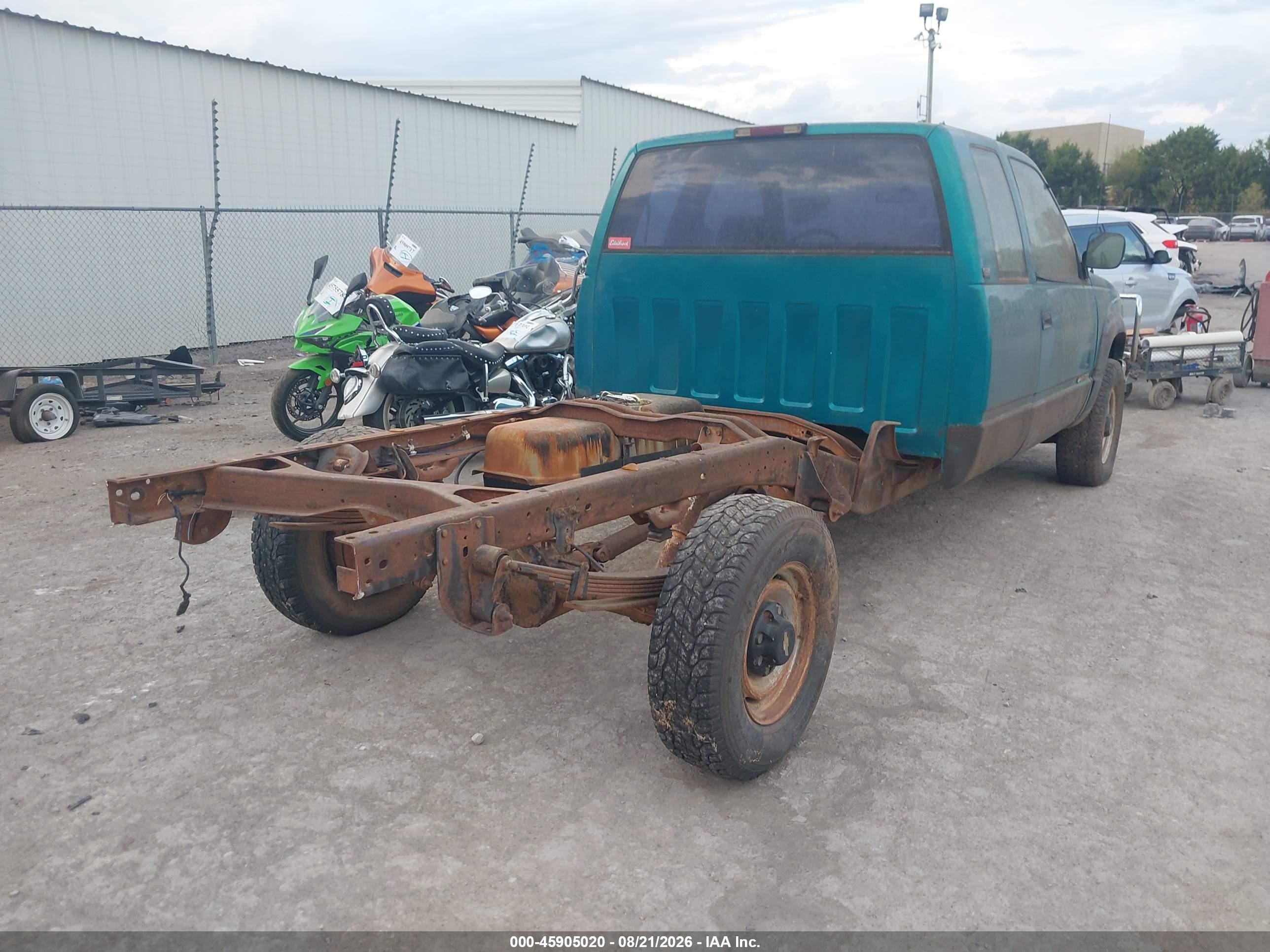 1994 Chevrolet Gmt-400 K2500 Turquoise vin: 1GCGK29K8RE175346