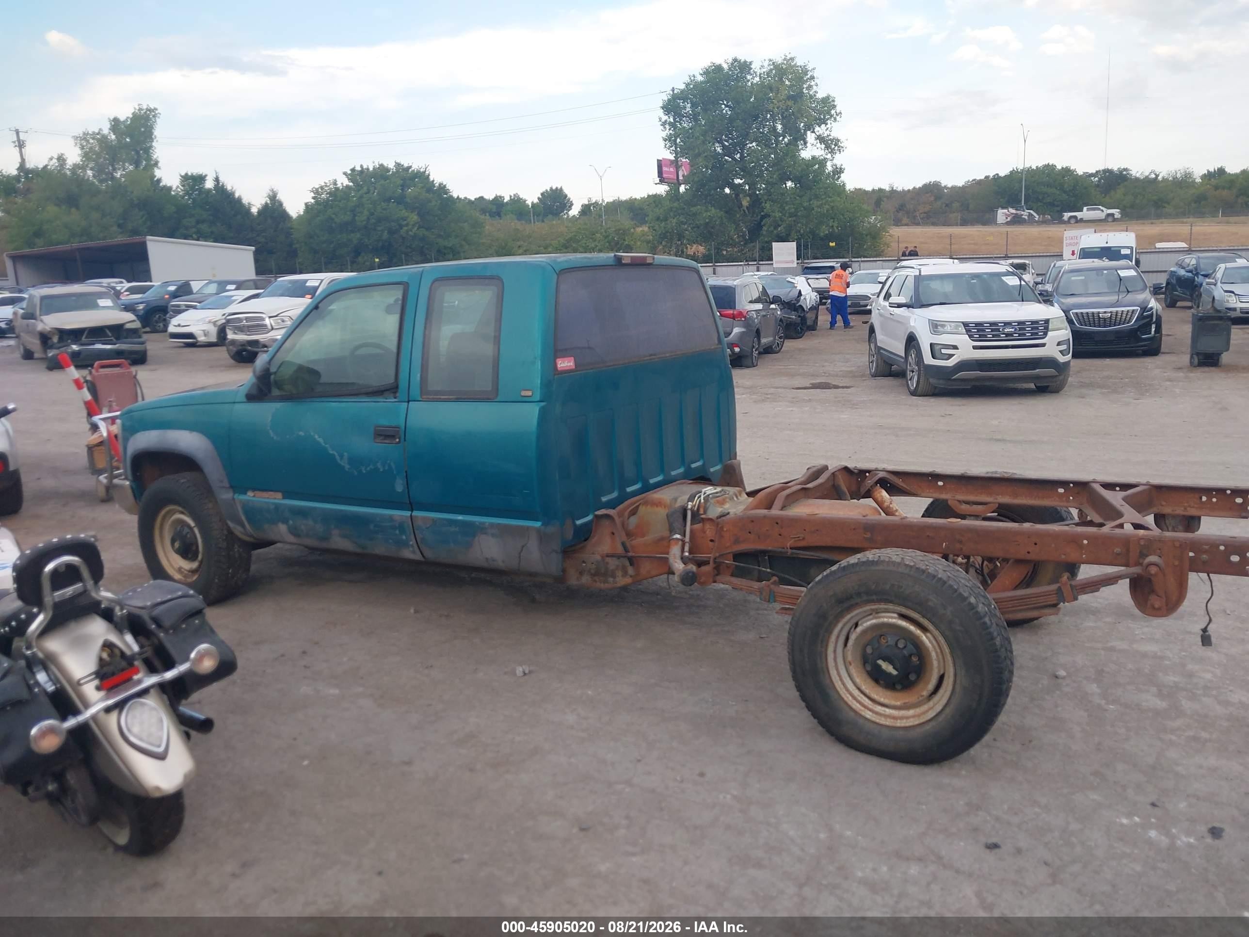 1994 Chevrolet Gmt-400 K2500 Turquoise vin: 1GCGK29K8RE175346