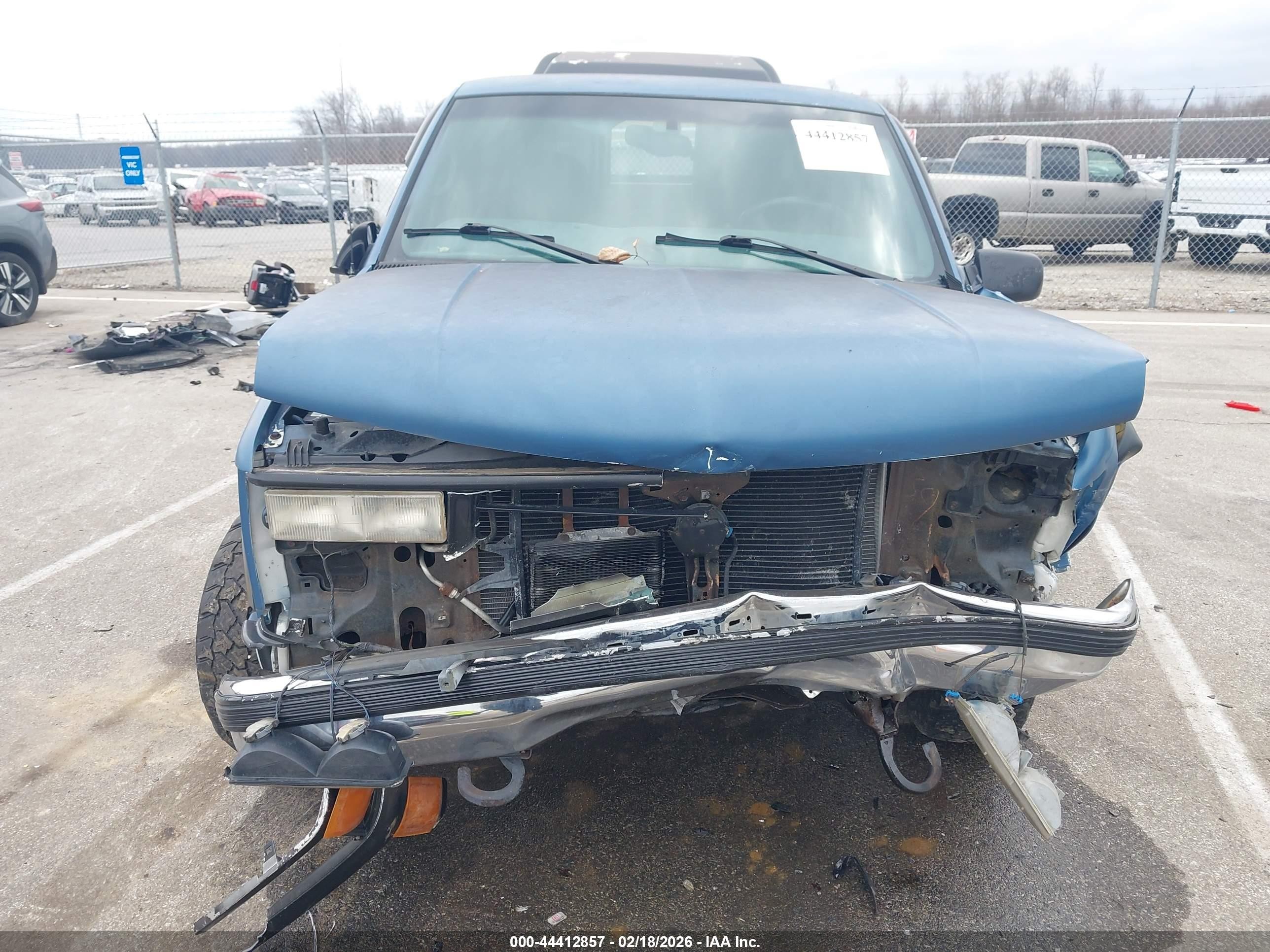 1997 Chevrolet K2500 Hd Fleetside Blue vin: 1GCGK29R1VE226676