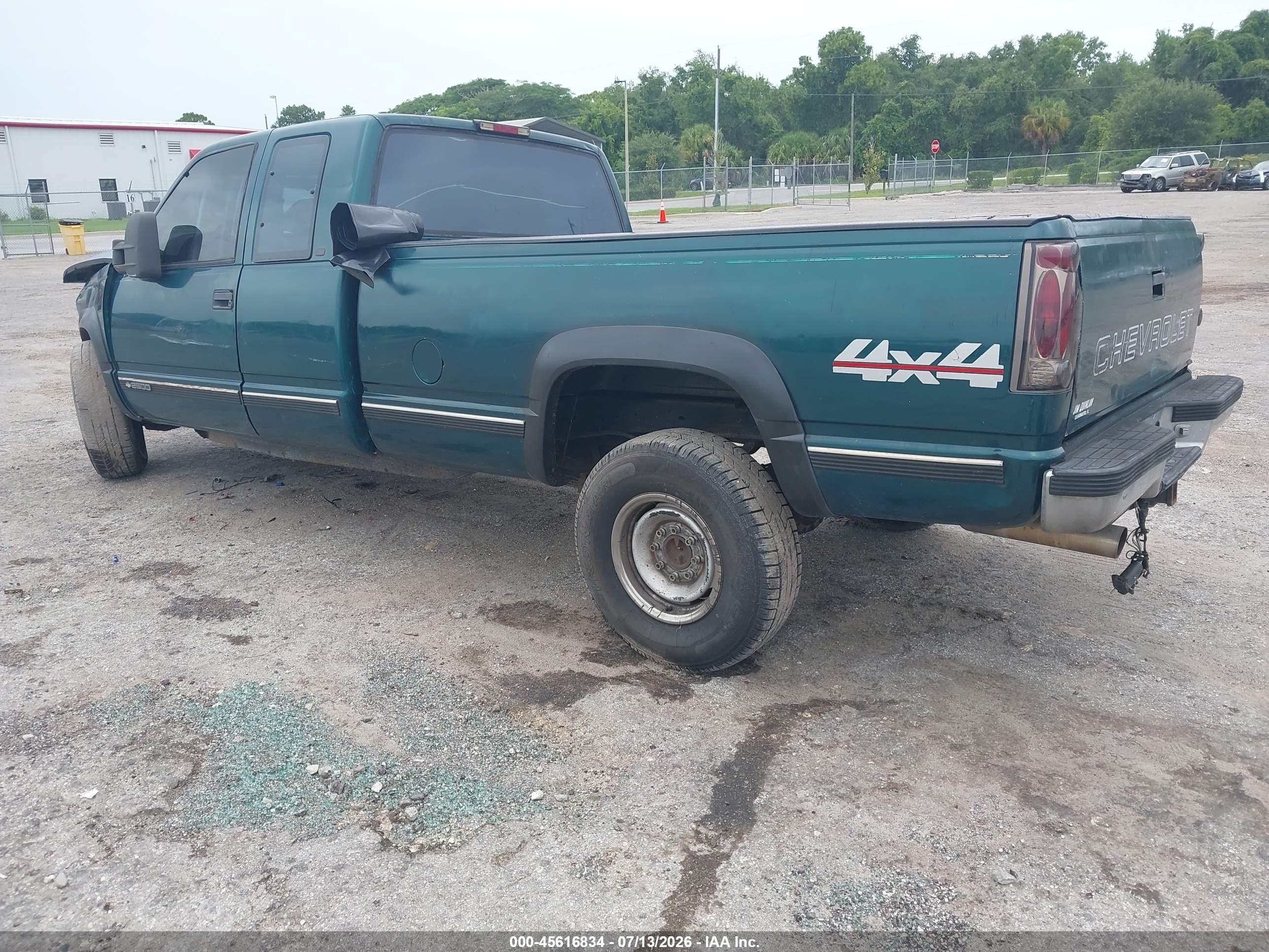 1998 Chevrolet C/k 2500 Fleetside Green vin: 1GCGK29R1WE161362