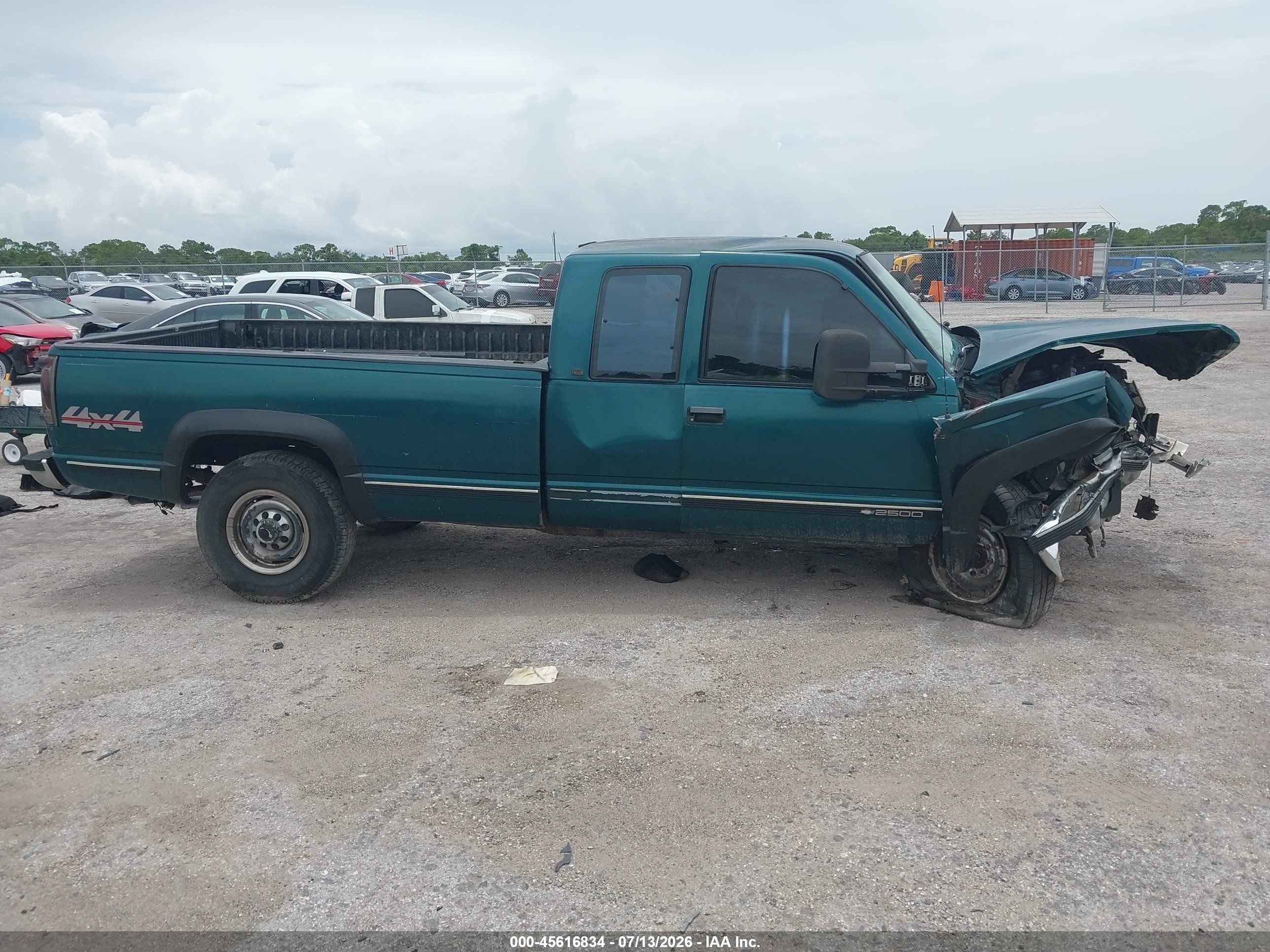 1998 Chevrolet C/k 2500 Fleetside Green vin: 1GCGK29R1WE161362