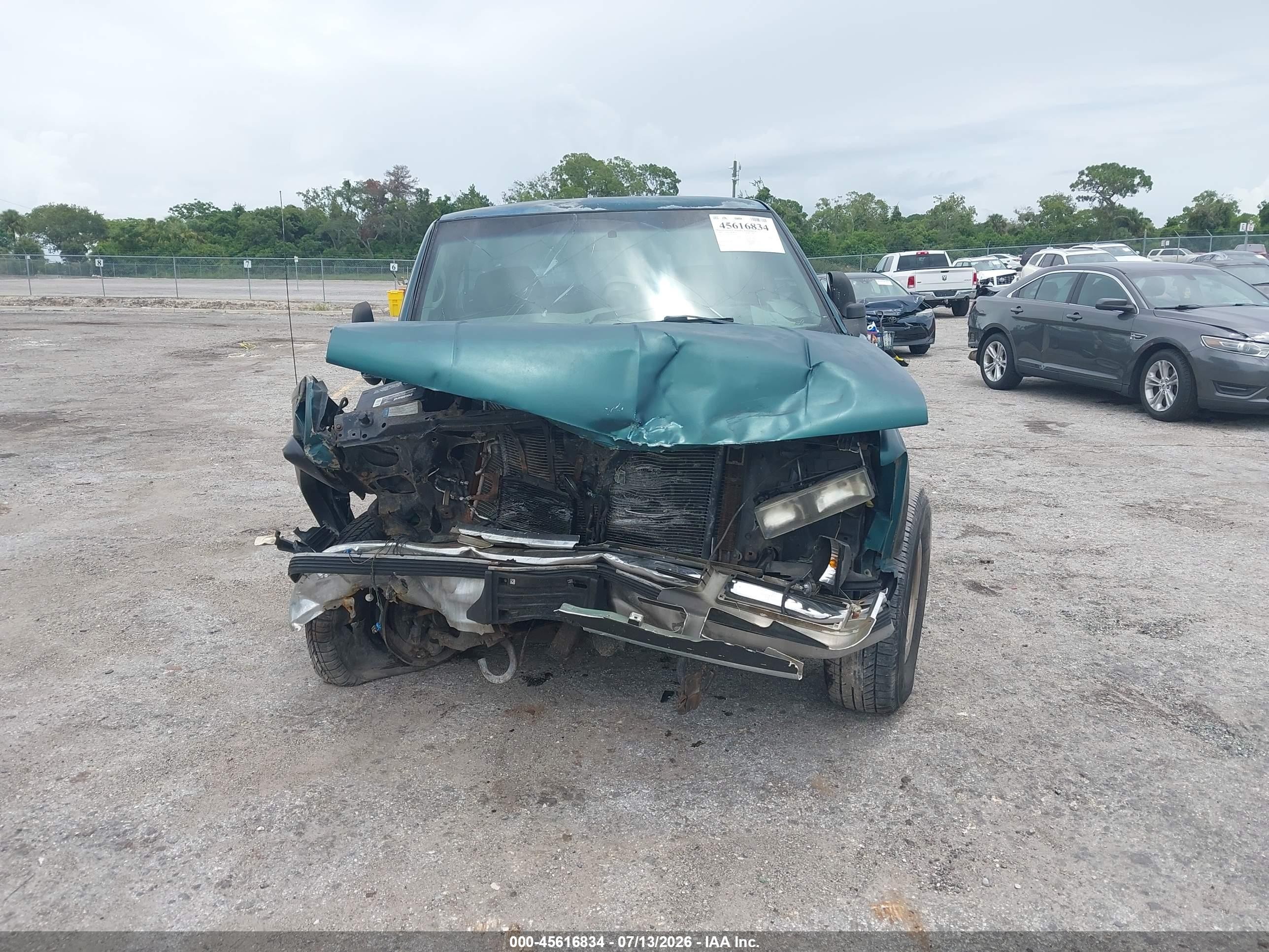 1998 Chevrolet C/k 2500 Fleetside Green vin: 1GCGK29R1WE161362
