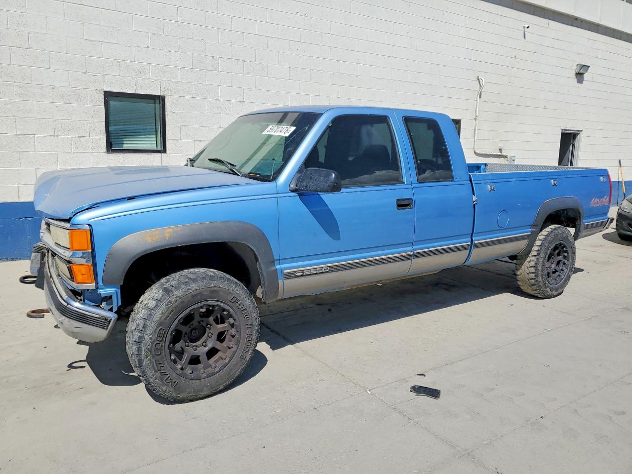 1996 Chevrolet Gmt-400 K2500 Blue vin: 1GCGK29R2TE153783