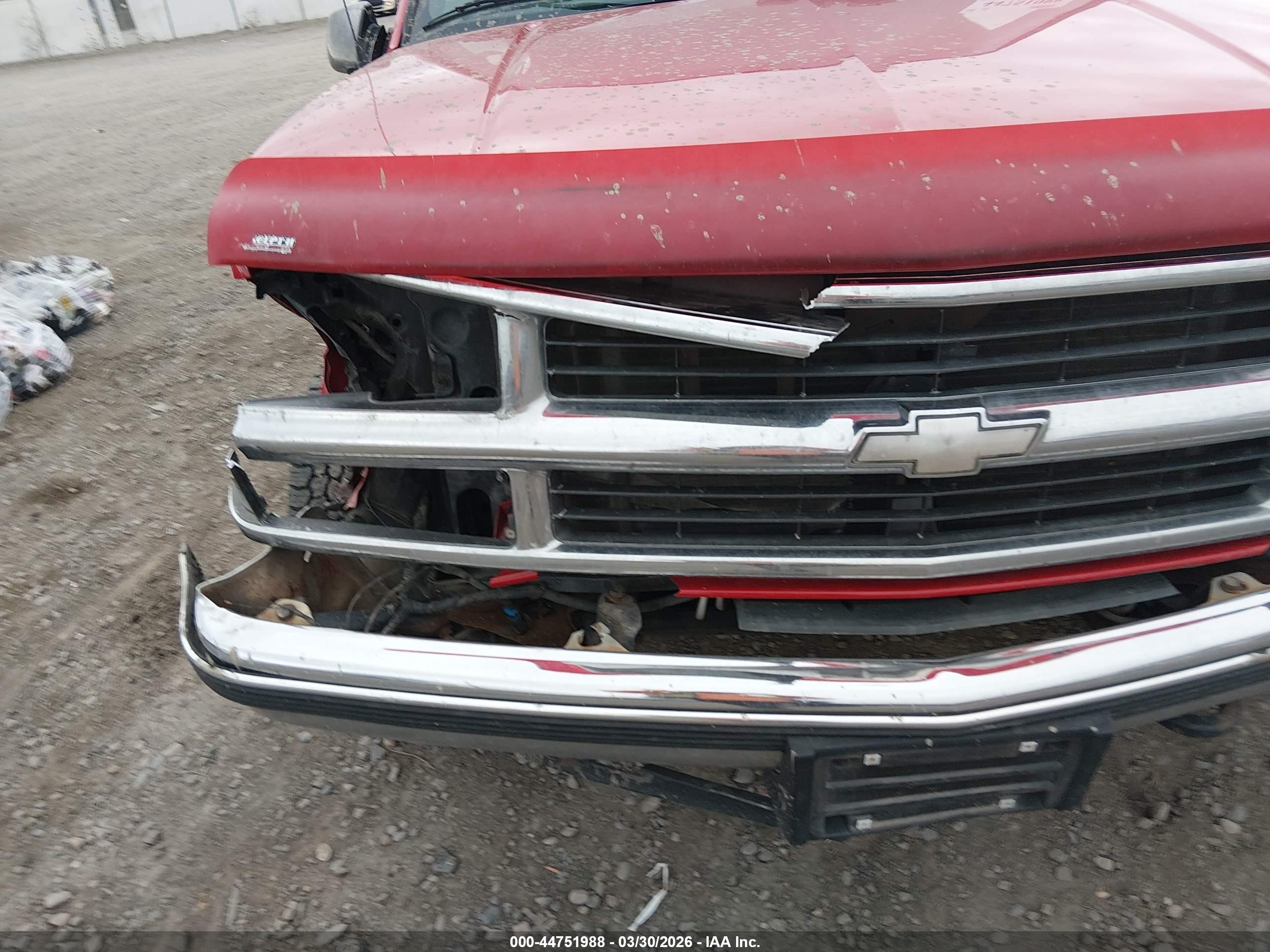 1997 Chevrolet K2500 Hd Fleetside Red vin: 1GCGK29R3VE208213