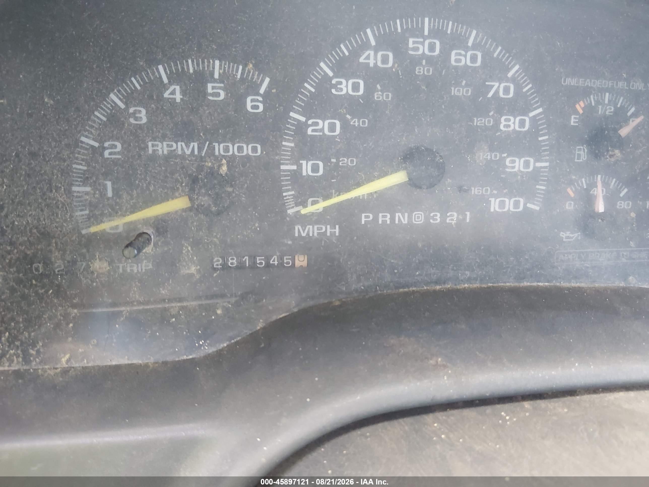 1998 Chevrolet C/k 2500 Fleetside White vin: 1GCGK29R3WE182116