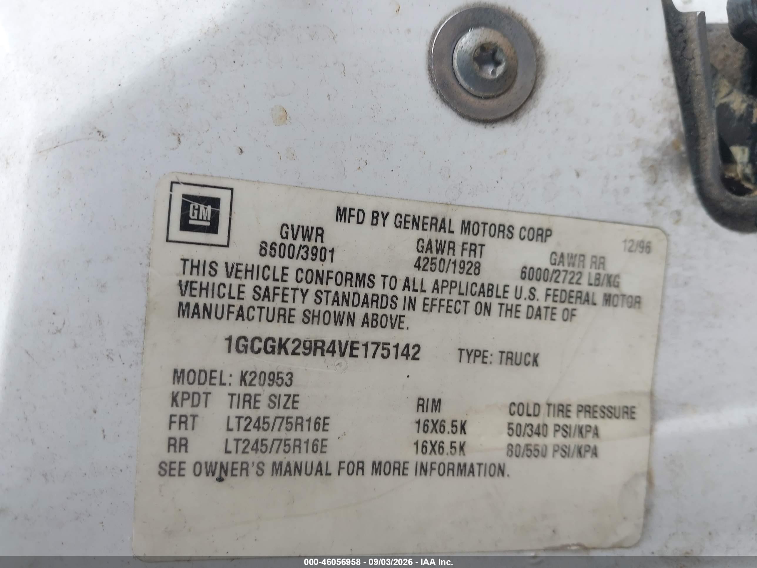 1997 Chevrolet K2500 Hd Fleetside White vin: 1GCGK29R4VE175142
