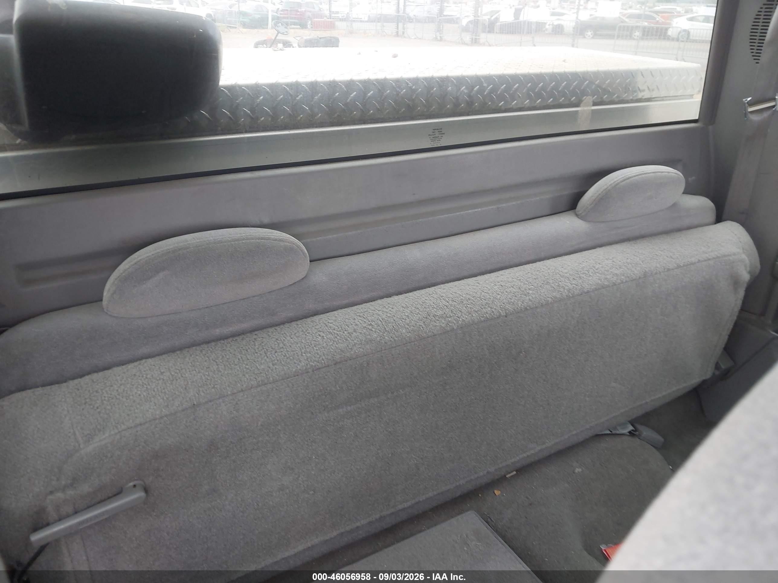 1997 Chevrolet K2500 Hd Fleetside White vin: 1GCGK29R4VE175142