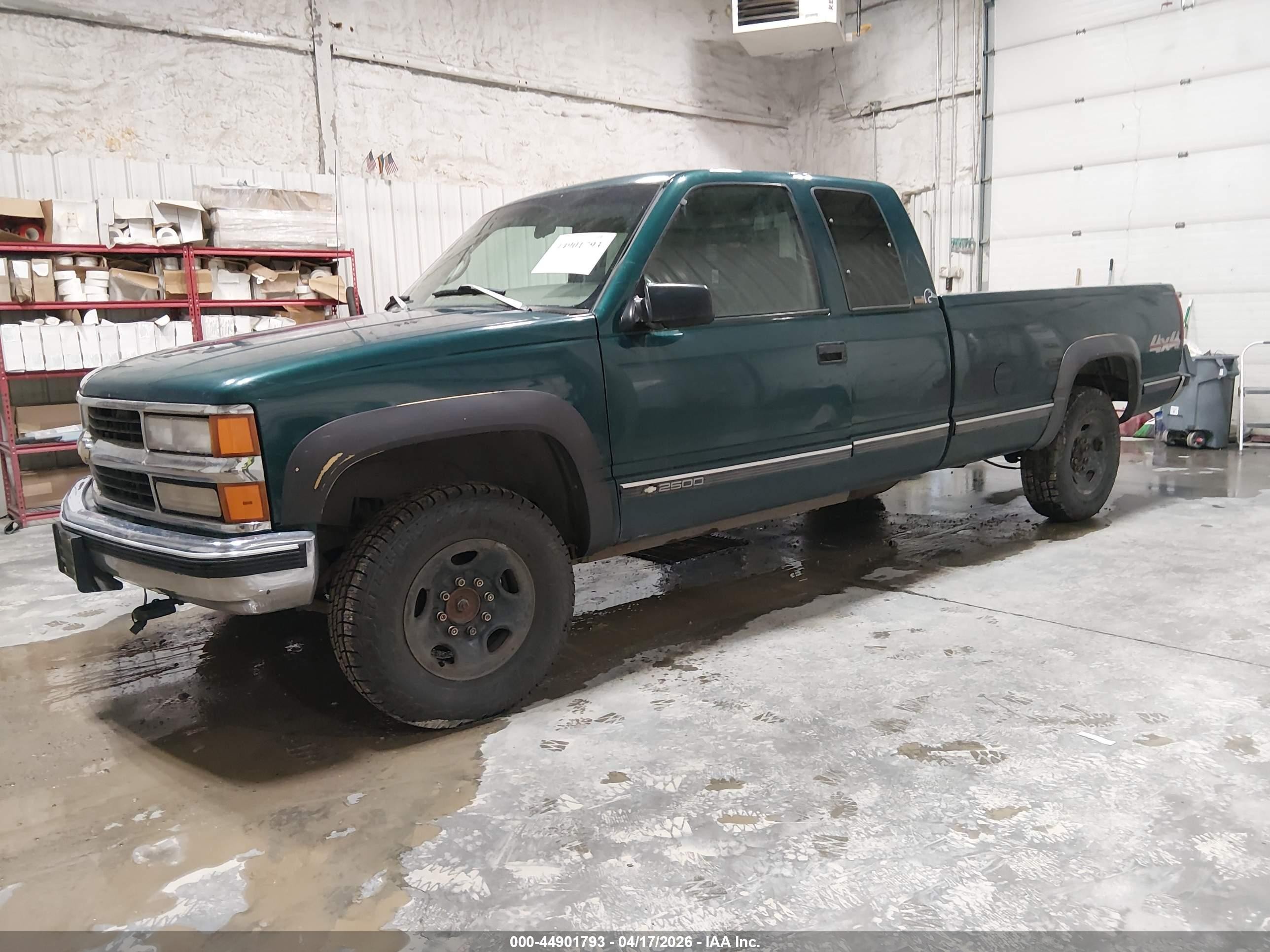 1997 Chevrolet K2500 Hd Fleetside Green vin: 1GCGK29R6VE152994