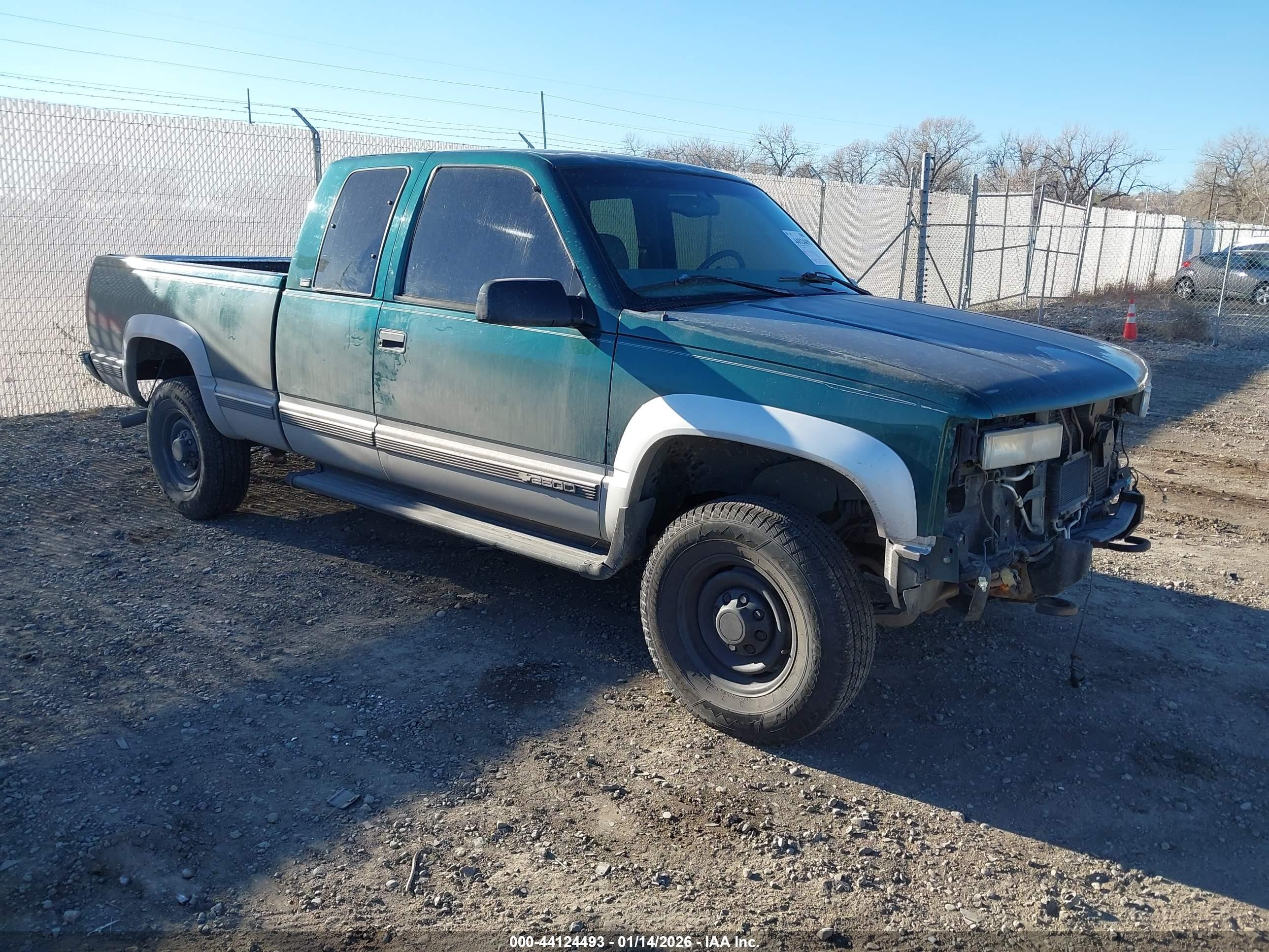 1997 Chevrolet K2500 Hd Fleetside Green vin: 1GCGK29R7VE106574