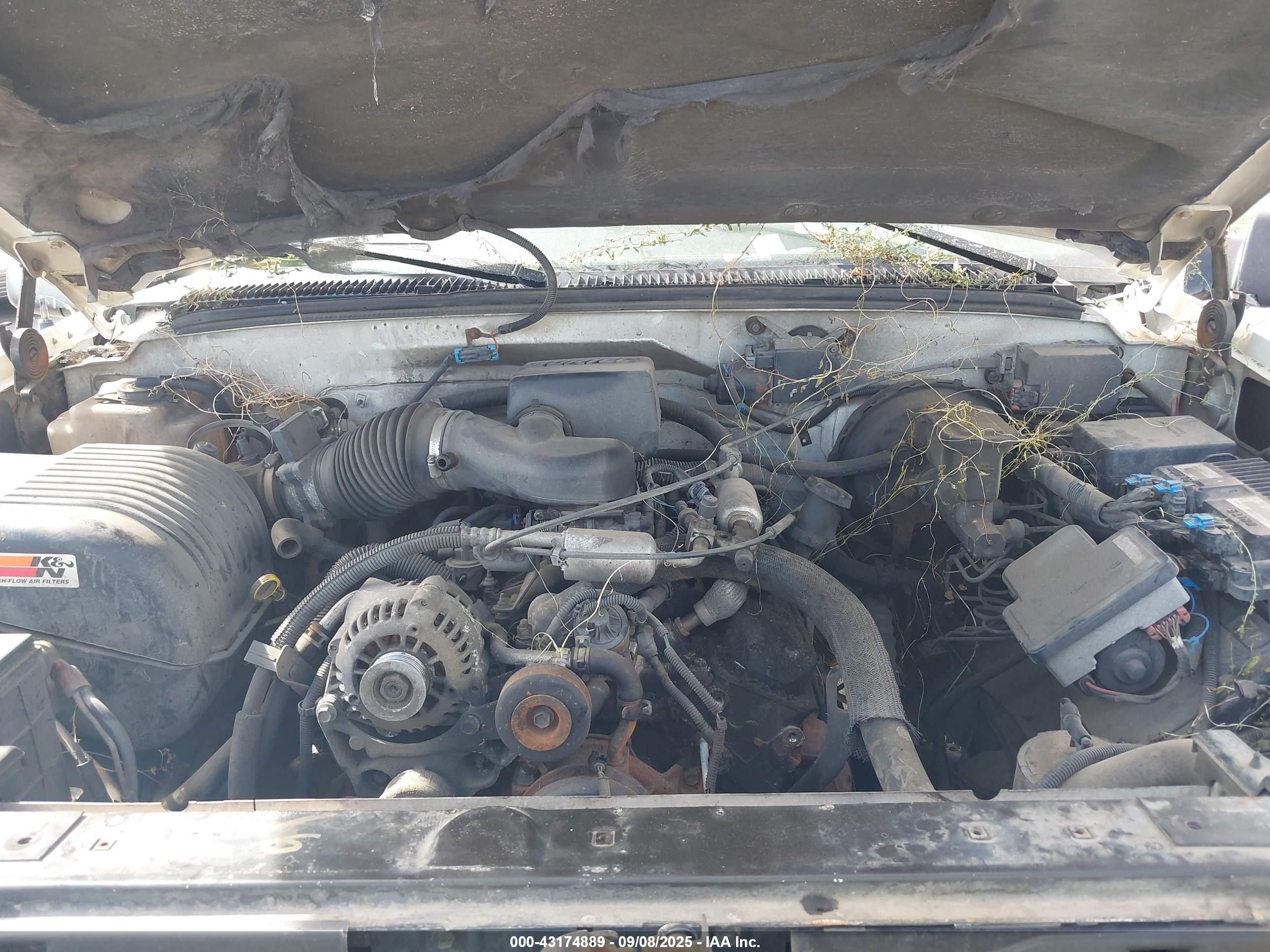 1997 Chevrolet K2500 Hd Fleetside Белый vin: 1GCGK29R8VE105370