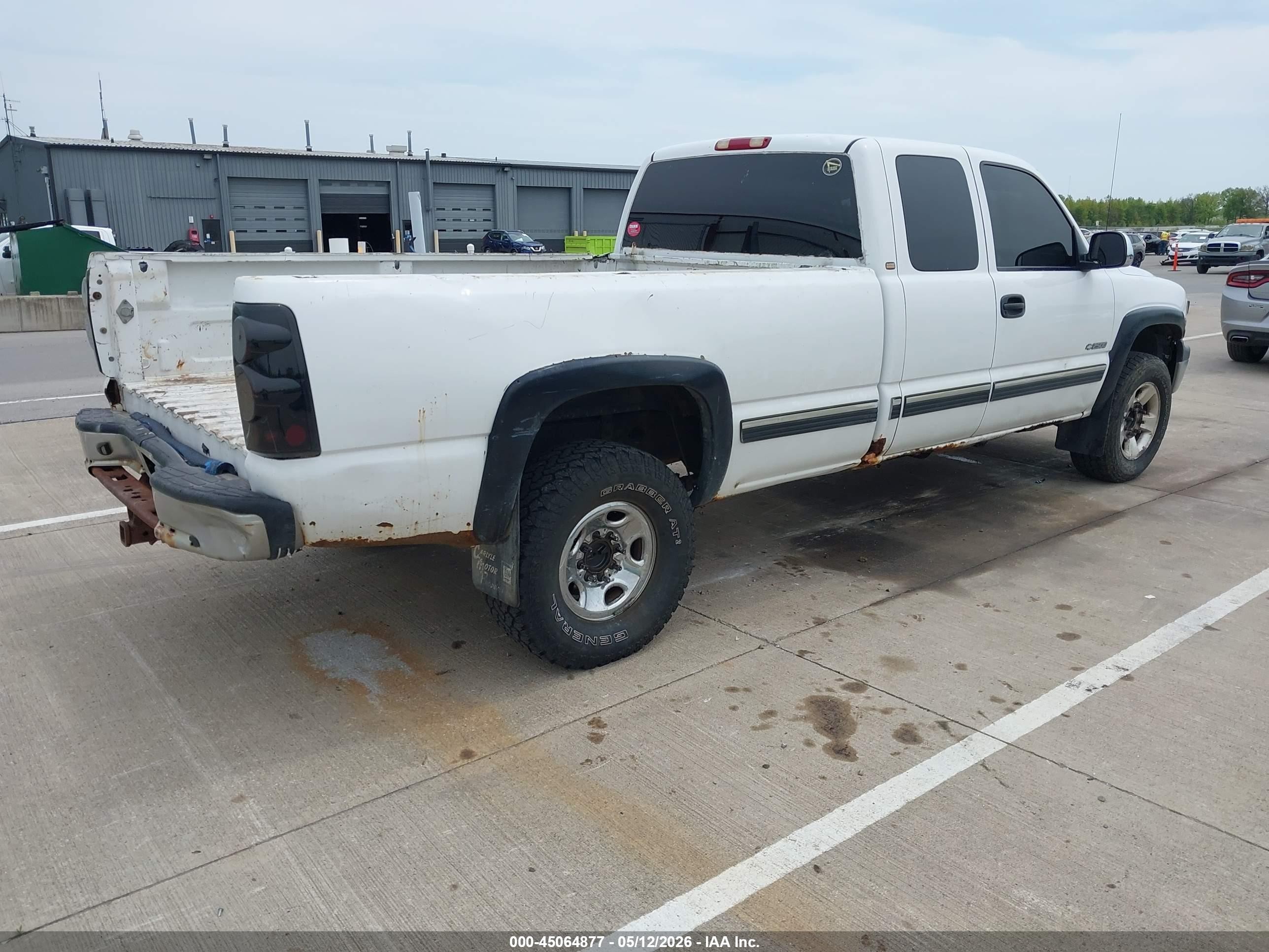 1999 Chevrolet Silverado 2500 Ls/lt White vin: 1GCGK29U1XE207326