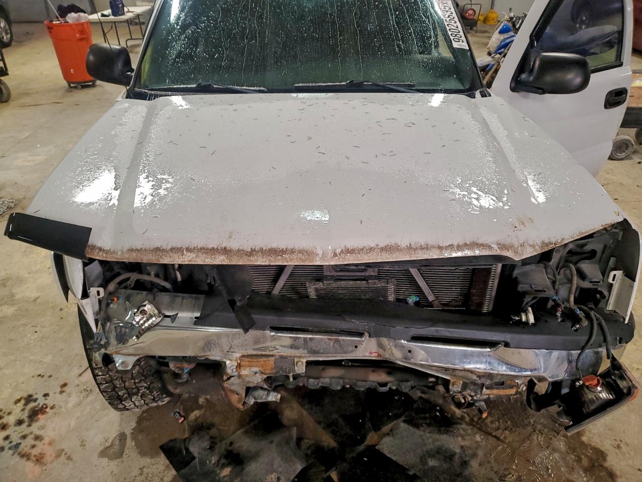2004 Chevrolet Silverado K2500 Белый vin: 1GCGK29U24Z206609