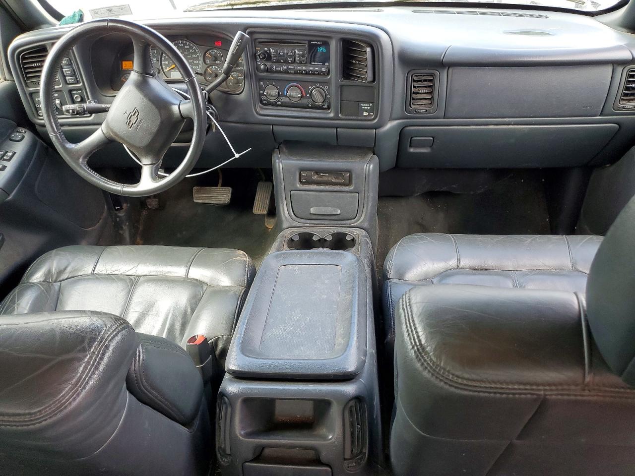 2000 Chevrolet Silverado K2500 Tan vin: 1GCGK29U2YZ170801