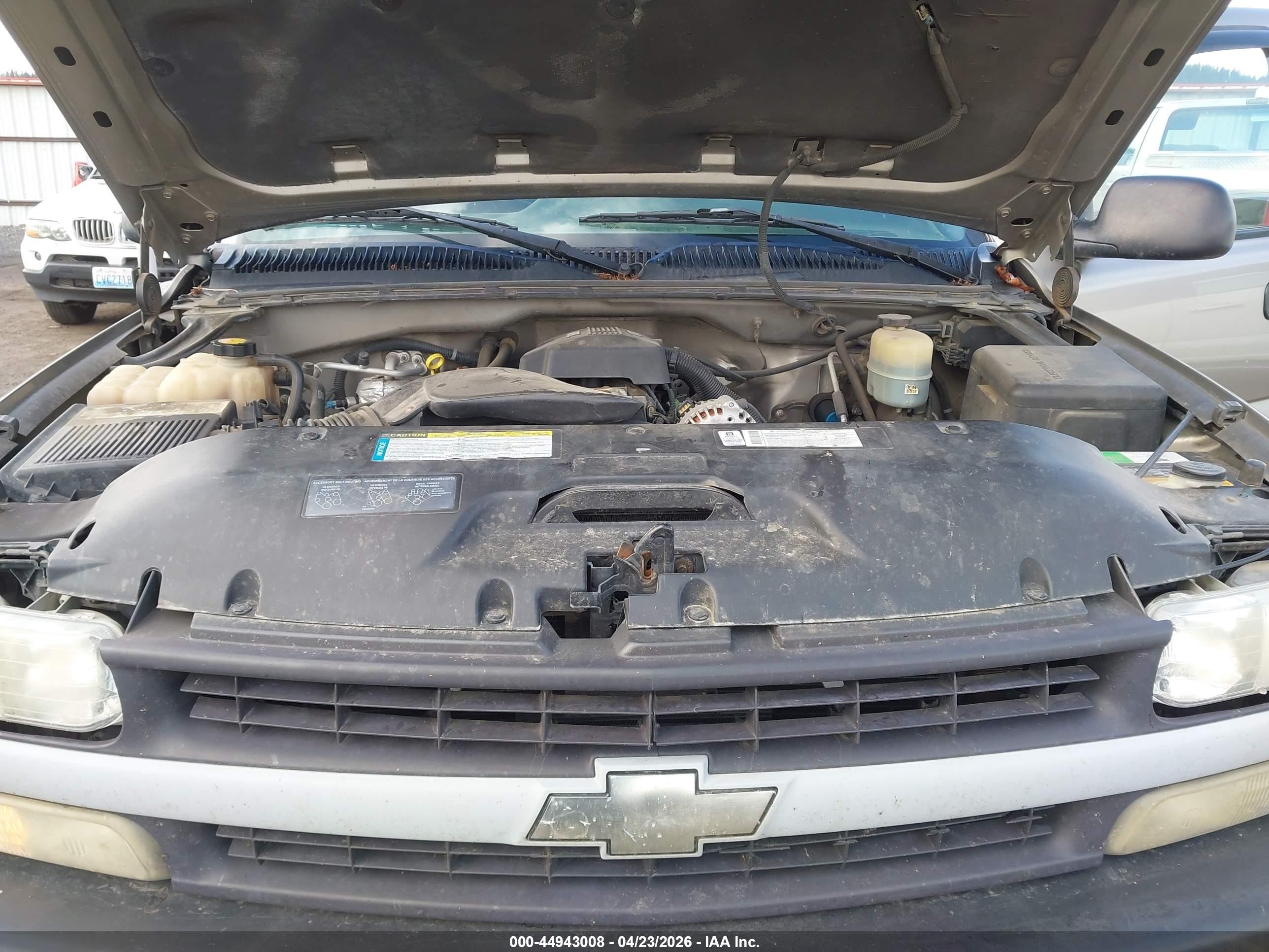 2000 Chevrolet Silverado 2500   Gold vin: 1GCGK29U3YE397258