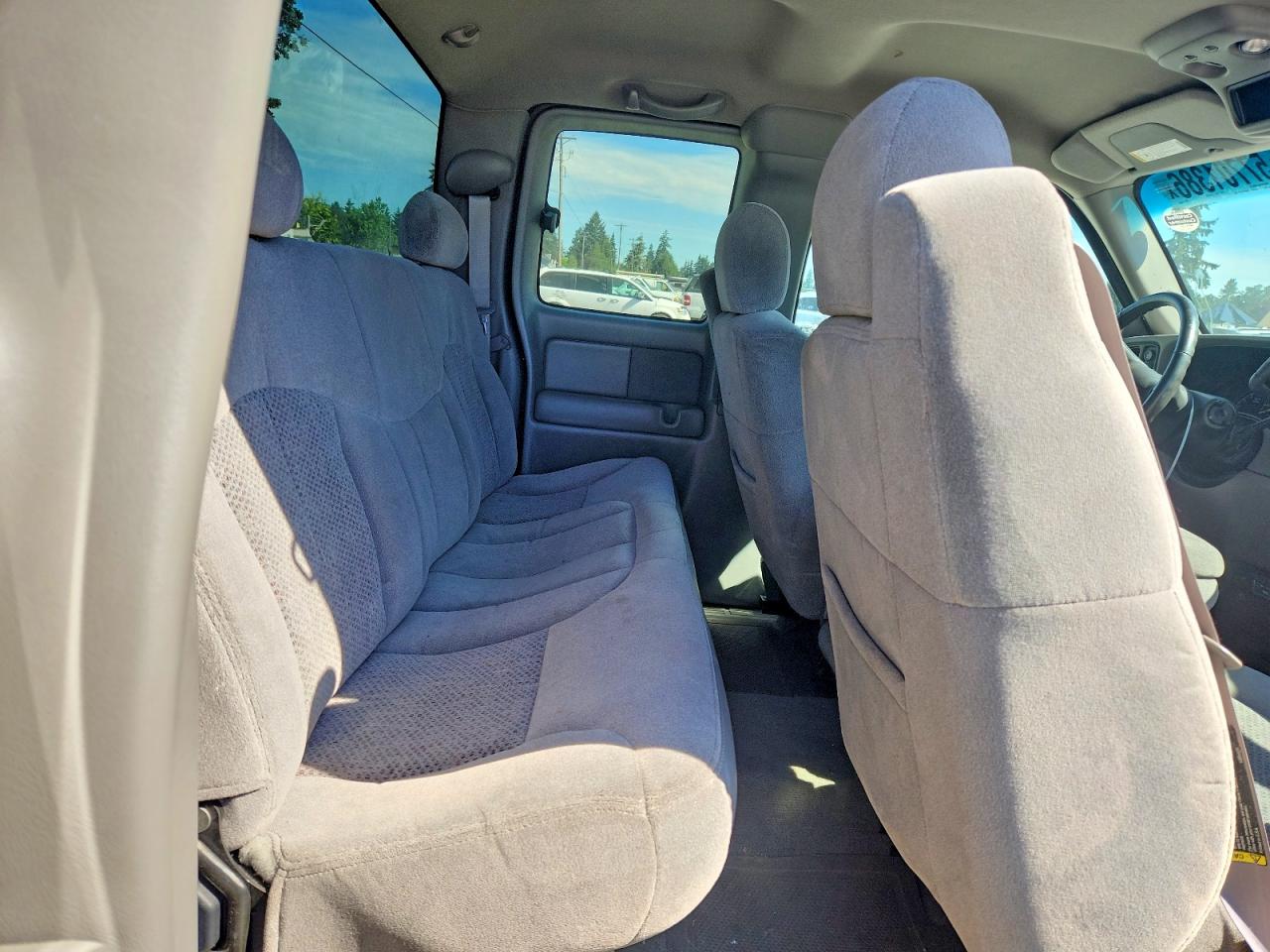 2000 Chevrolet Silverado K2500 Burgundy vin: 1GCGK29U5YE418093