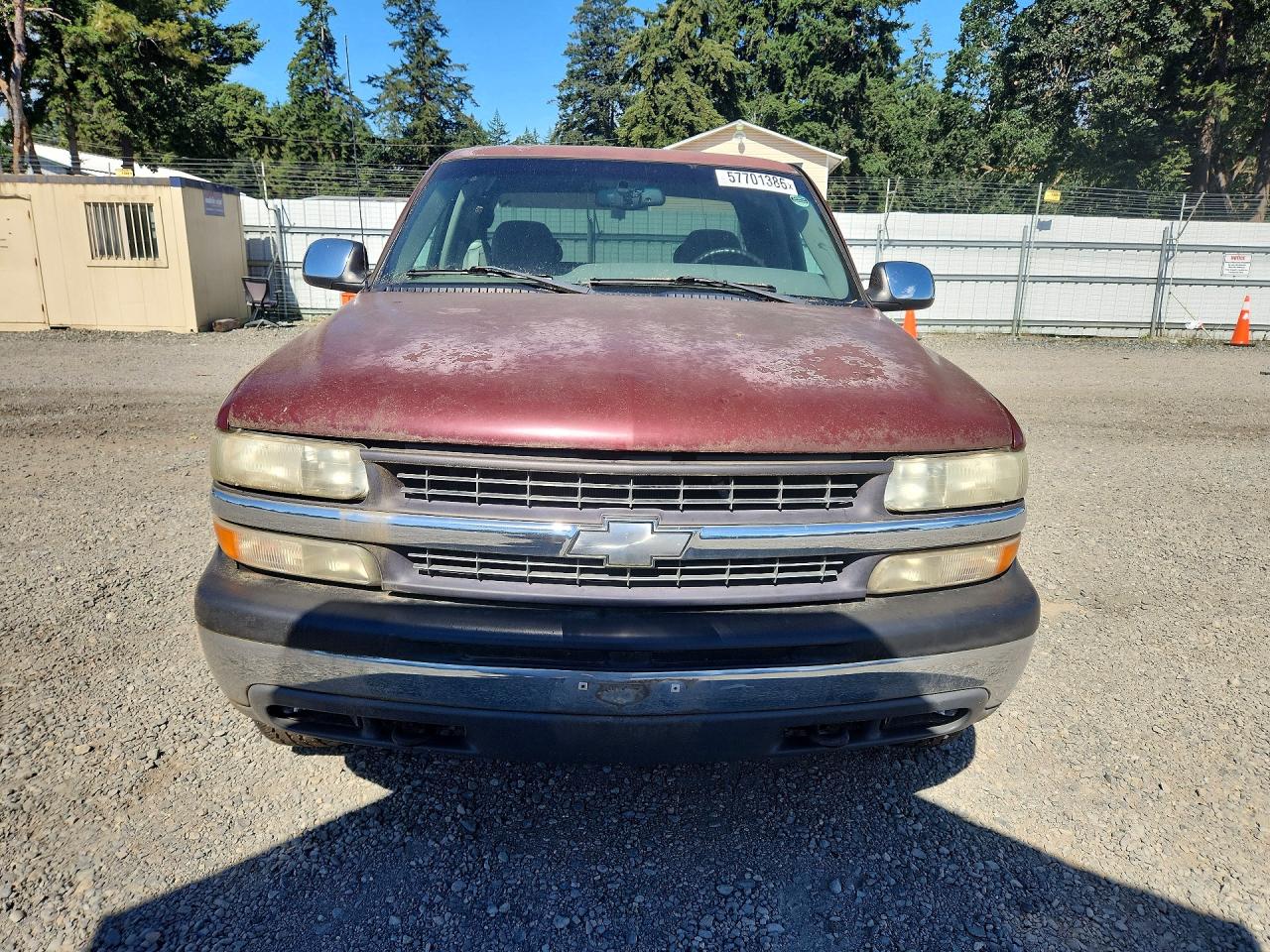 2000 Chevrolet Silverado K2500 Burgundy vin: 1GCGK29U5YE418093