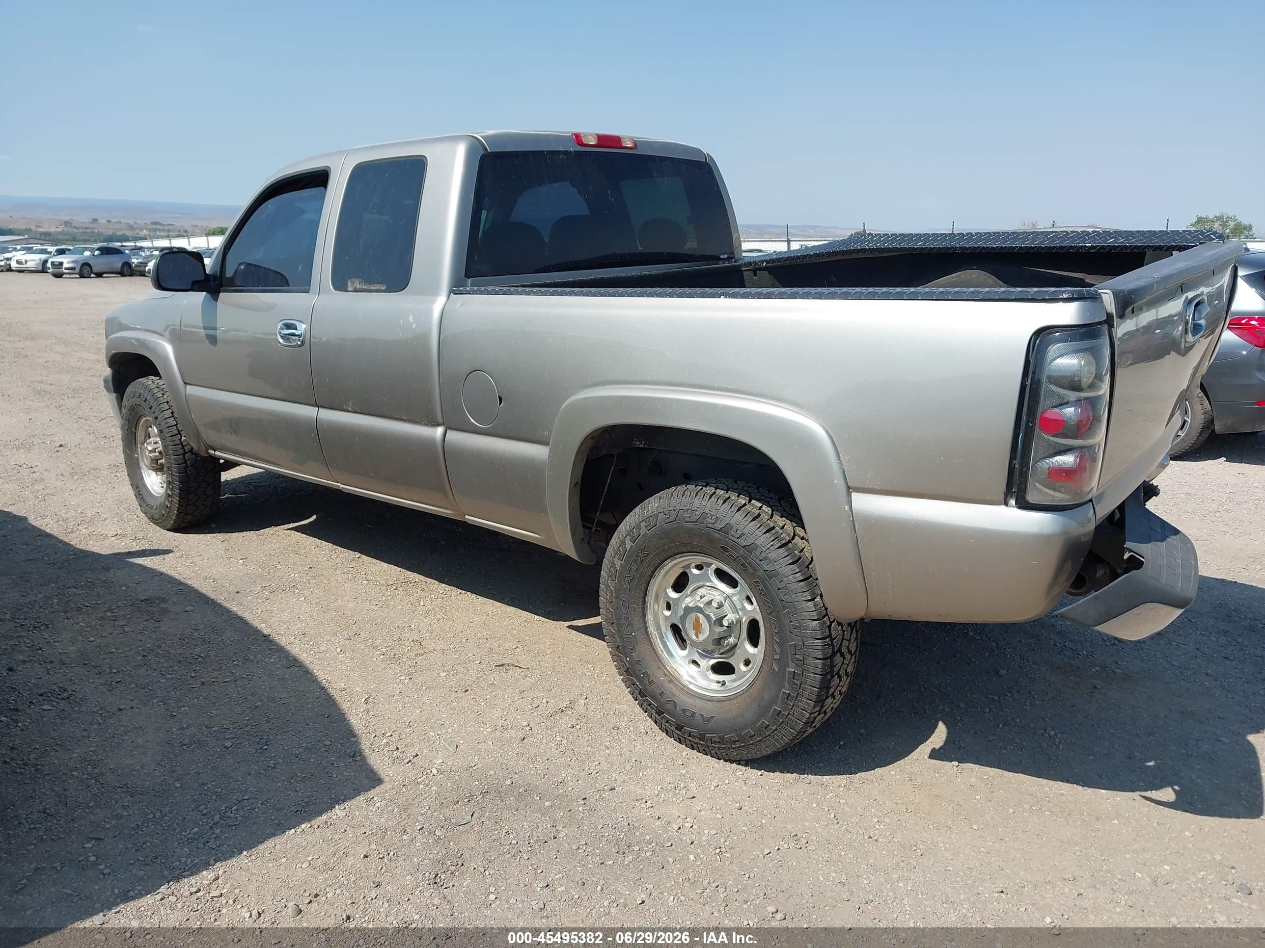 2000 Chevrolet Silverado 2500 Lt Tan vin: 1GCGK29U5YZ192808