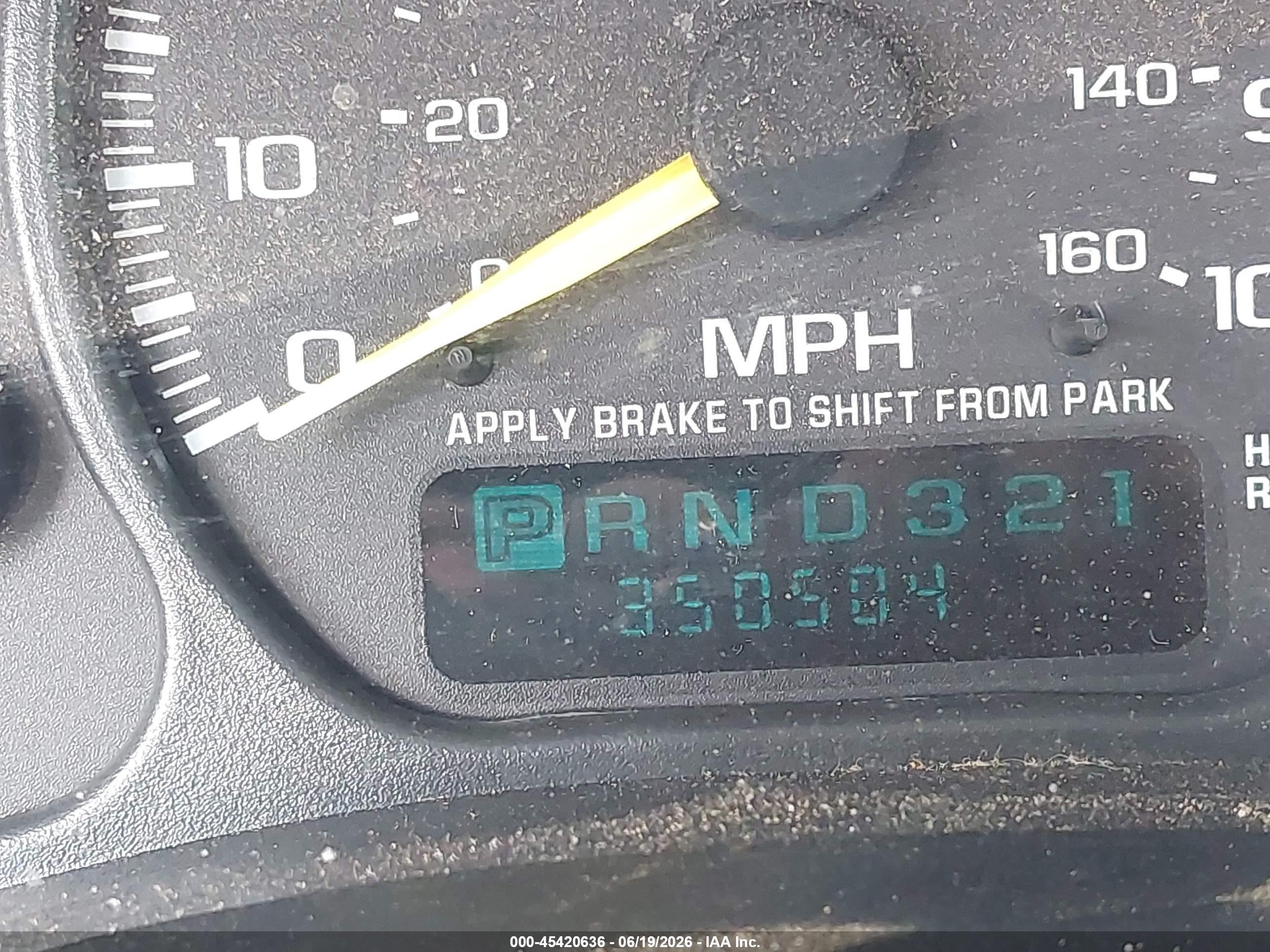 2000 Chevrolet Silverado 2500 Ls White vin: 1GCGK29U8YZ131176