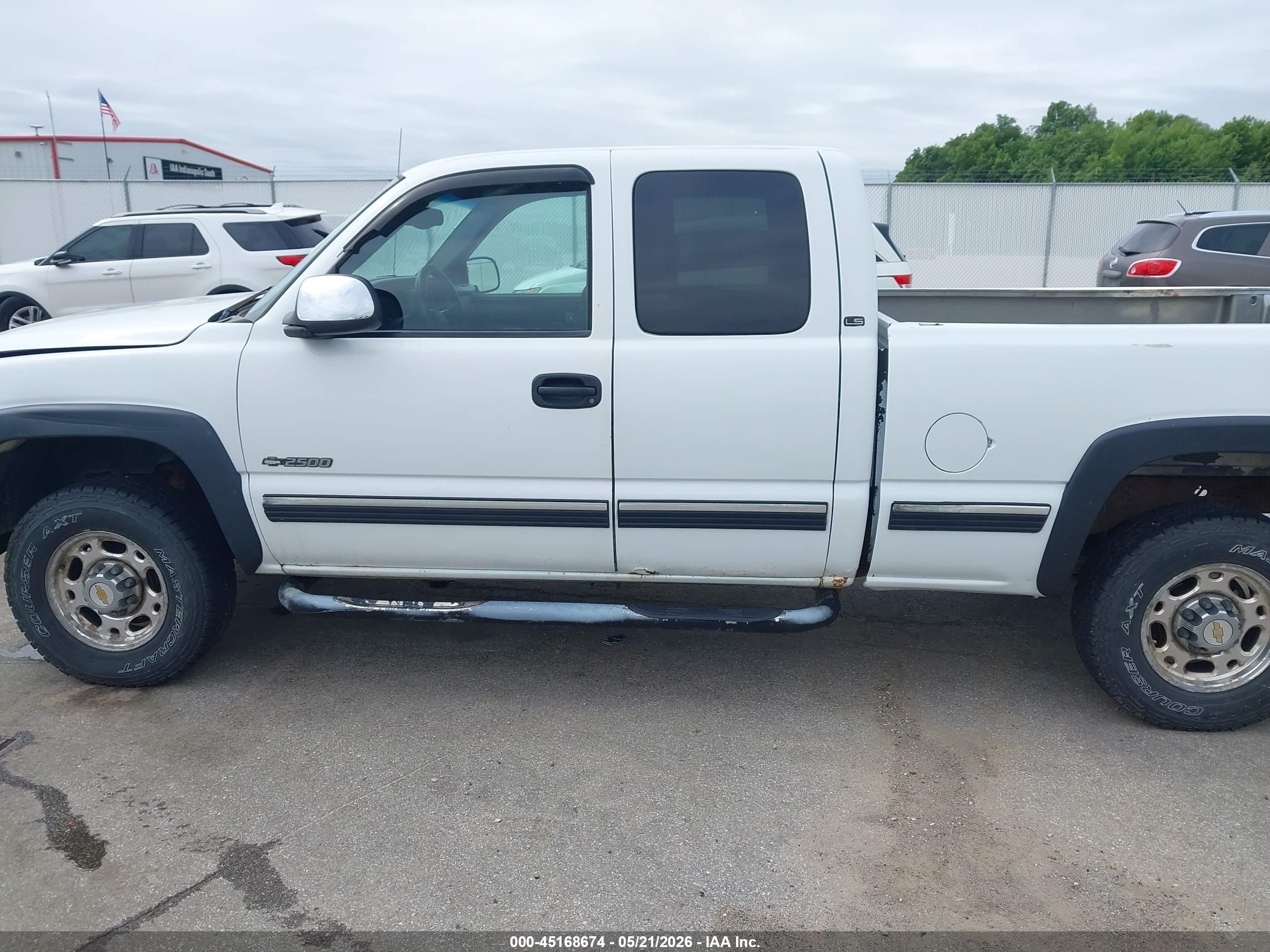 2001 Chevrolet Silverado 2500 Ls White vin: 1GCGK29U91Z260842
