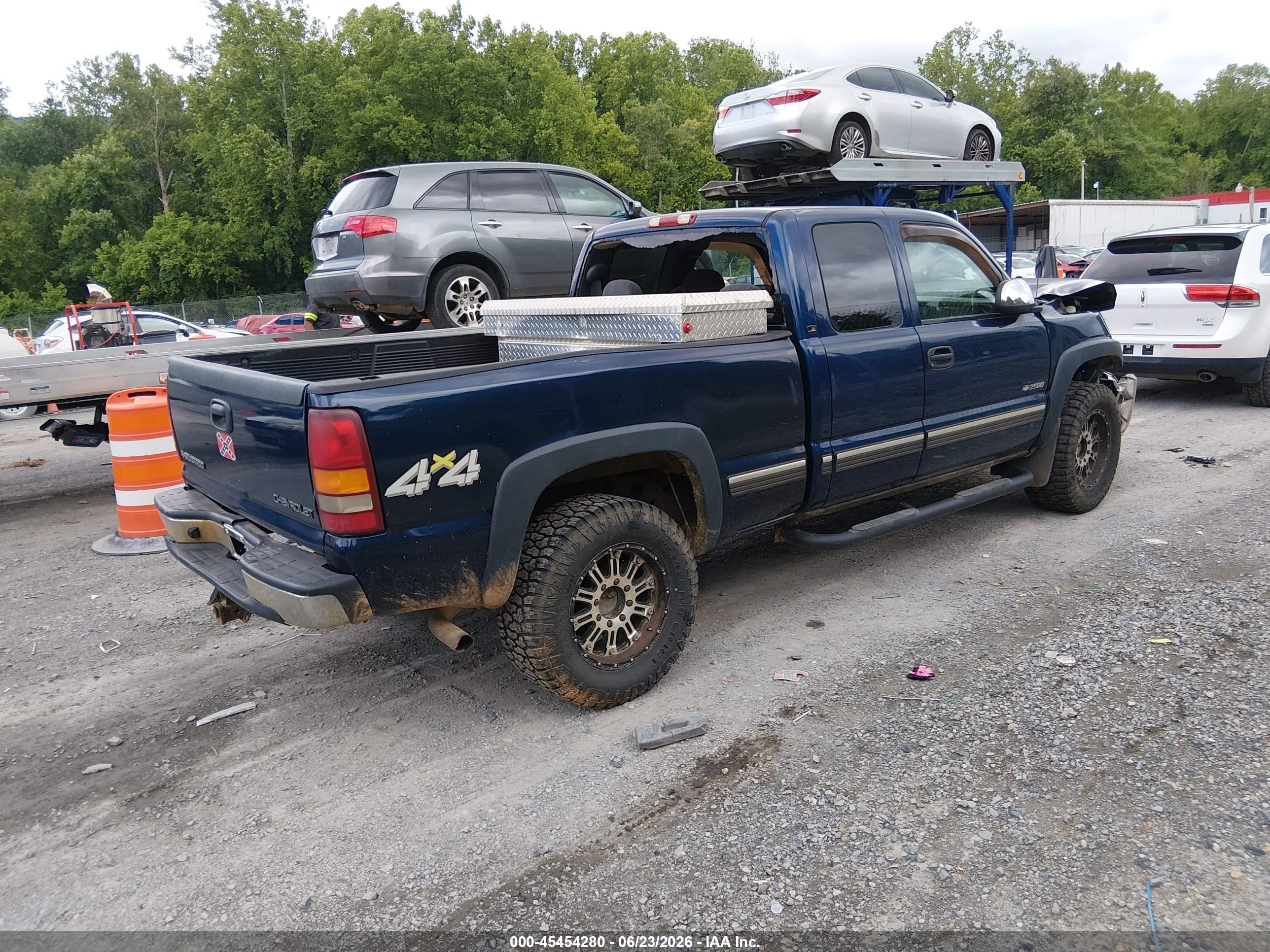 2002 Chevrolet Silverado 2500 Ls Blue vin: 1GCGK29UX2Z237734