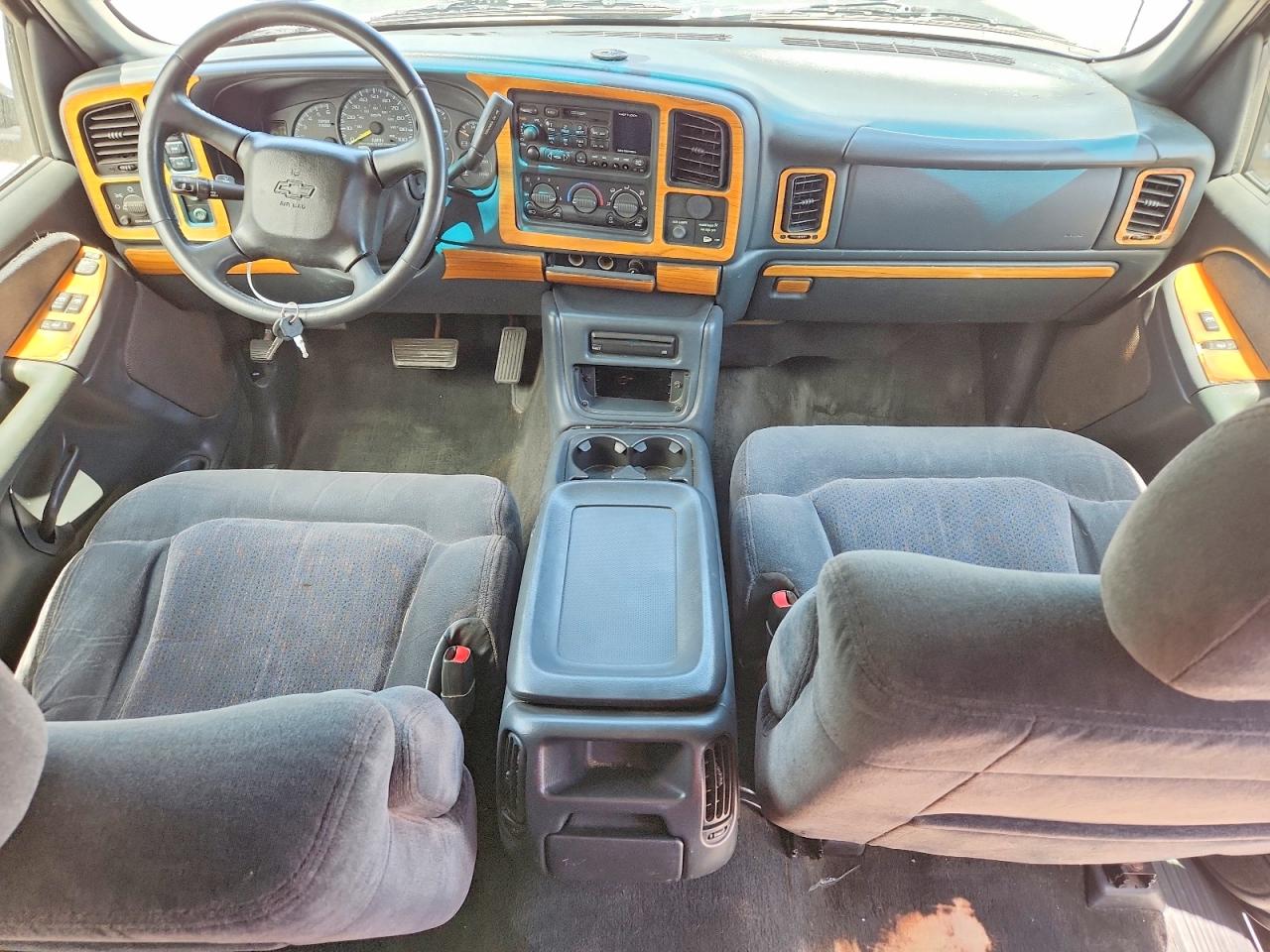2000 Chevrolet Silverado K2500 Gray vin: 1GCGK29UXYE158161