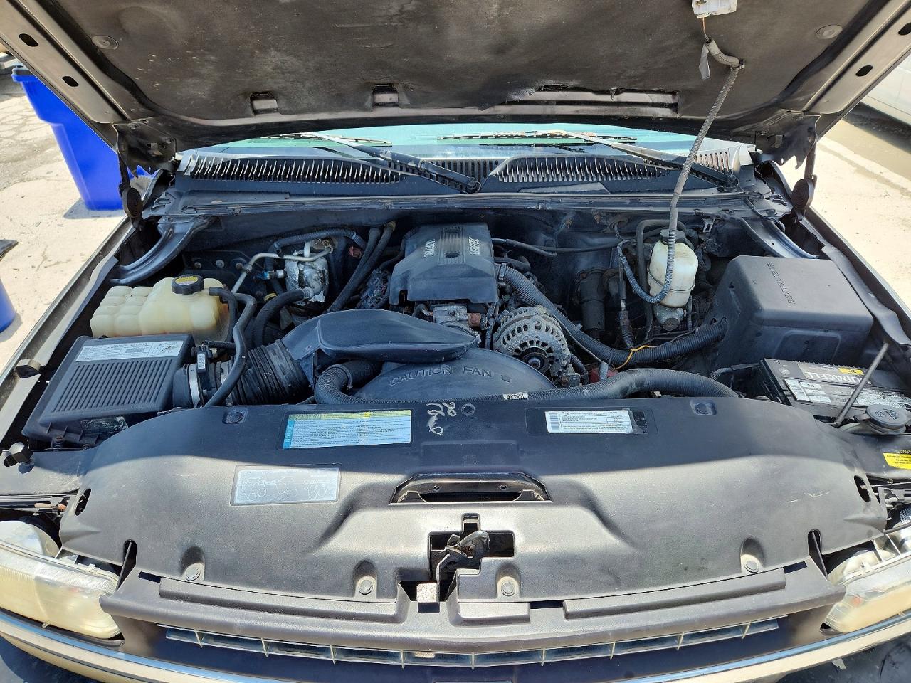 2000 Chevrolet Silverado K2500 Gray vin: 1GCGK29UXYE158161