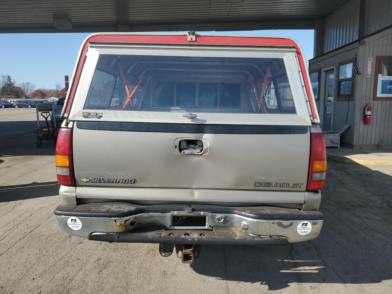 2000 Chevrolet Silverado K2500 Gold vin: 1GCGK29UXYE402830