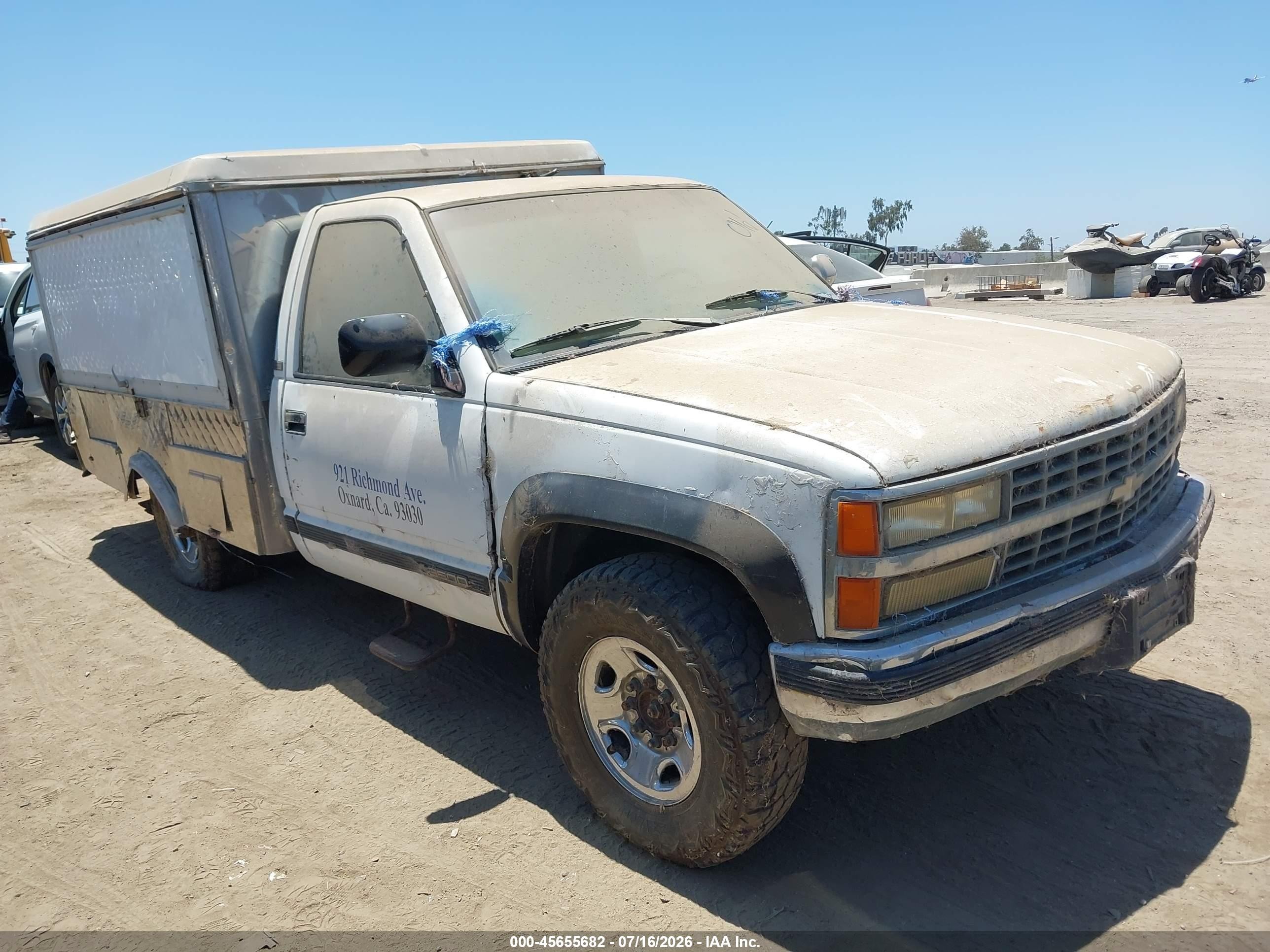 1989 Chevrolet Gmt-400 K3500 White vin: 1GCGK34N8KE219228