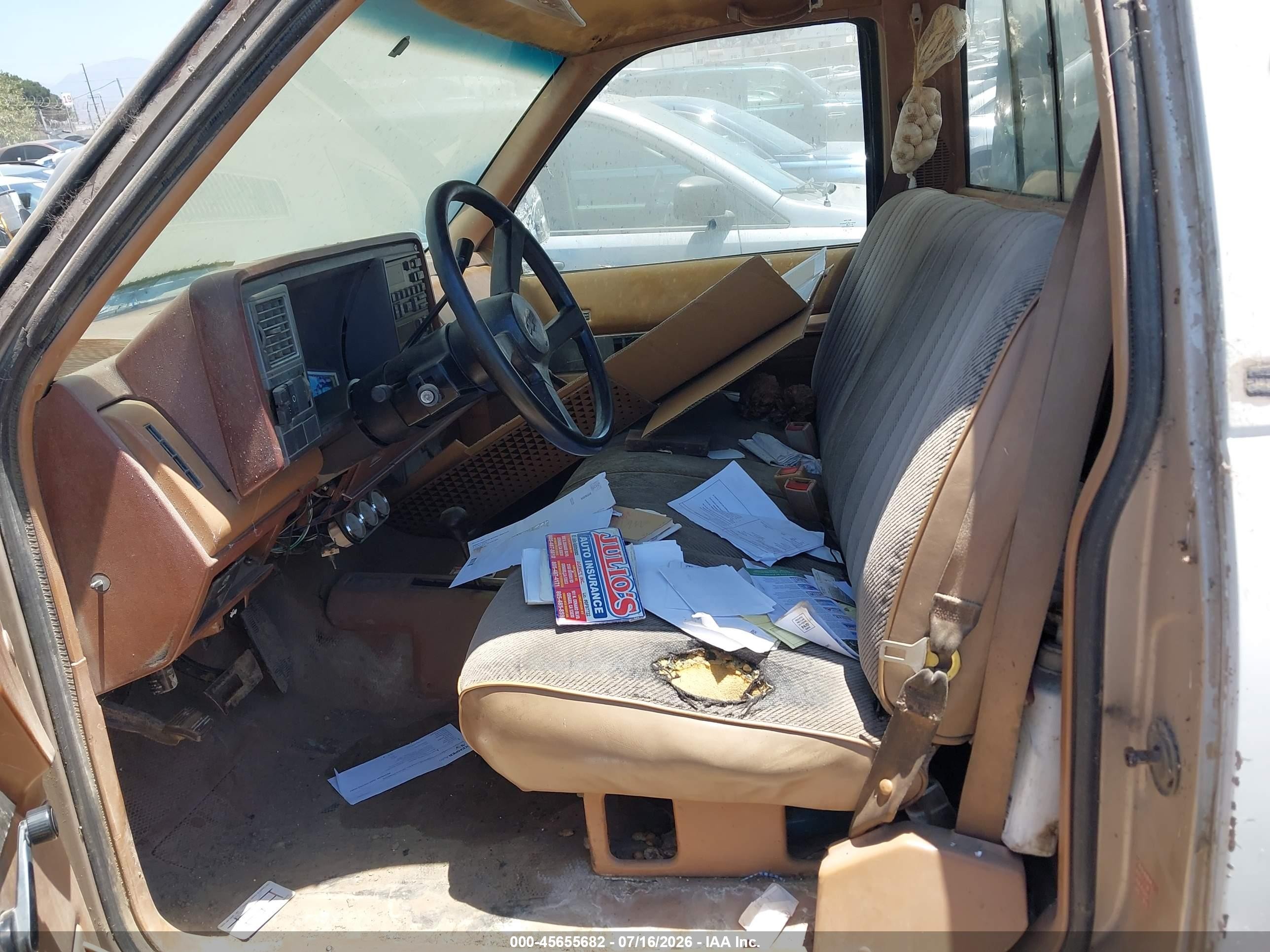 1989 Chevrolet Gmt-400 K3500 Белый vin: 1GCGK34N8KE219228