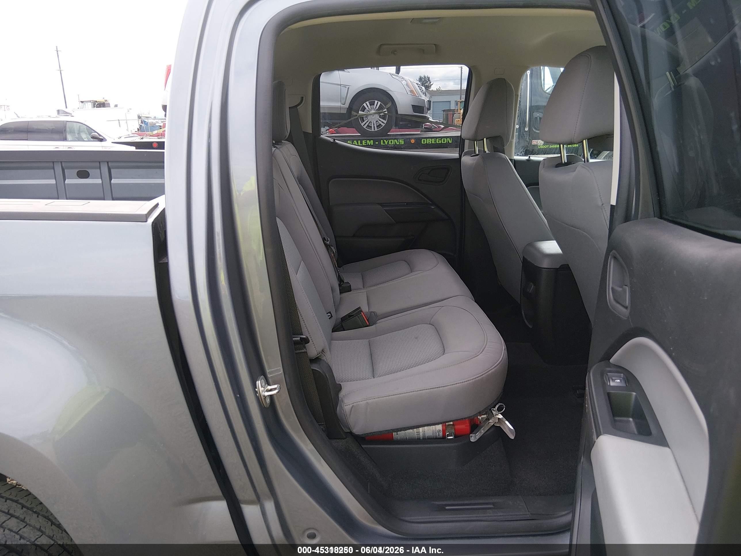 2018 Chevrolet Colorado Wt Gray vin: 1GCGSBEA2J1259364