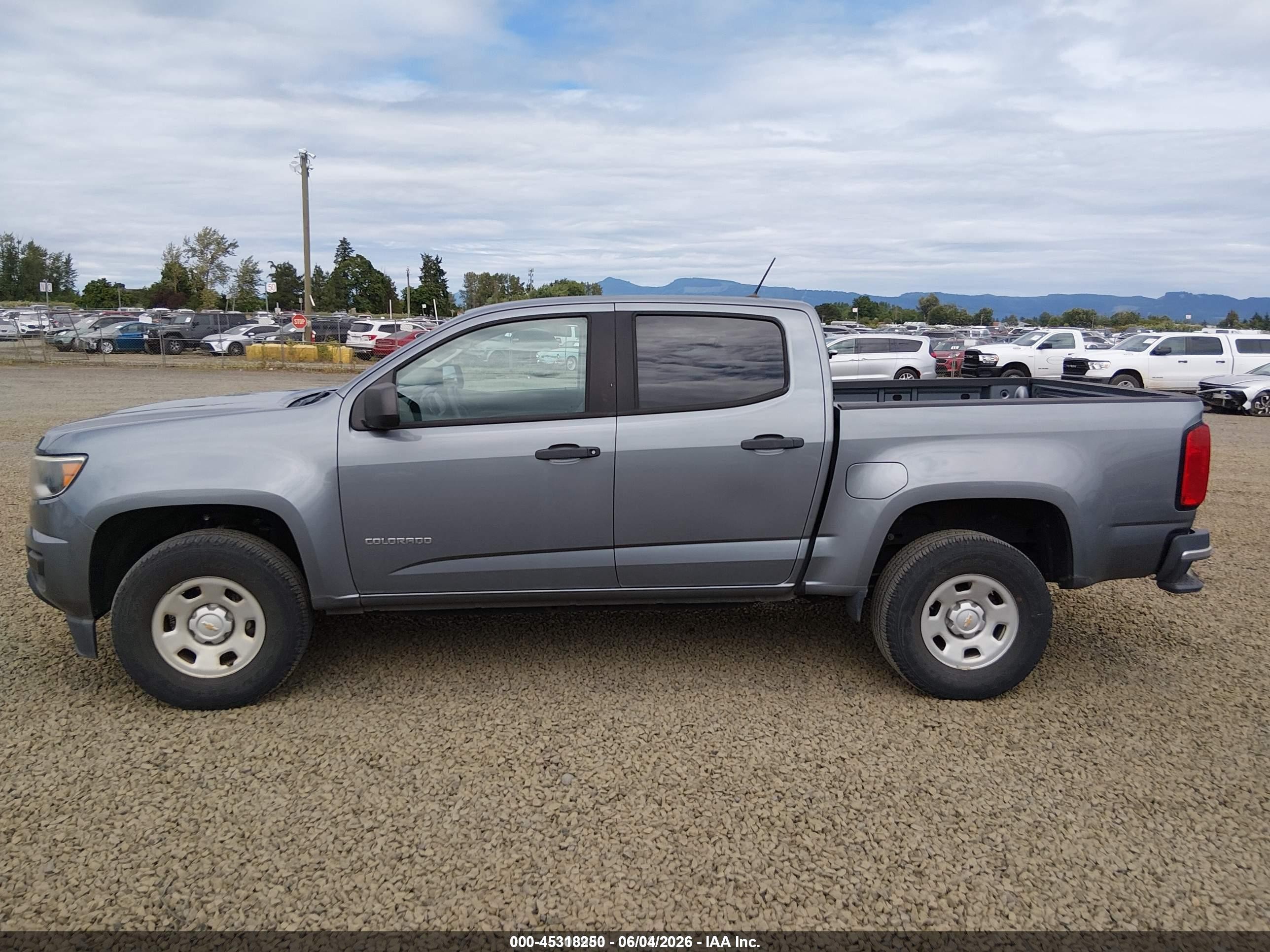 2018 Chevrolet Colorado Wt Gray vin: 1GCGSBEA2J1259364