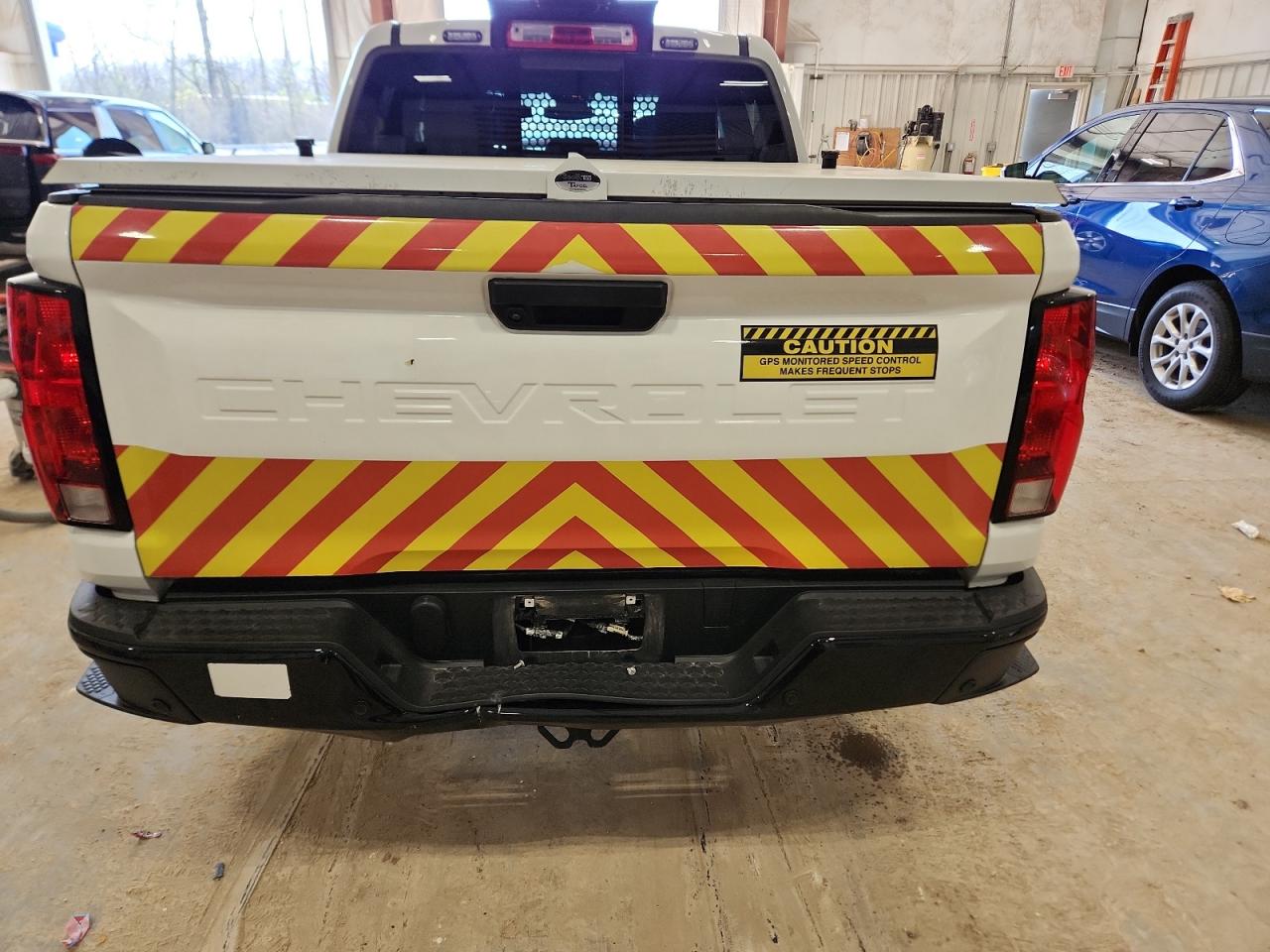 2023 Chevrolet Colorado White vin: 1GCGSBEC5P1265847 Damage: Tailgate, Chipped, 2
