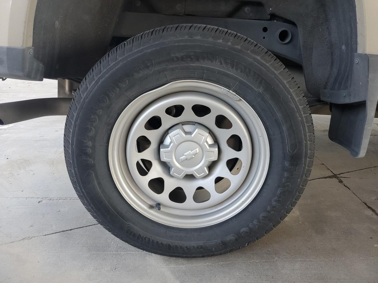 2024 Chevrolet Colorado Tan vin: 1GCGSBEC8R1144989 Damage: Right Rear Wheel, Bent, Replacement Required