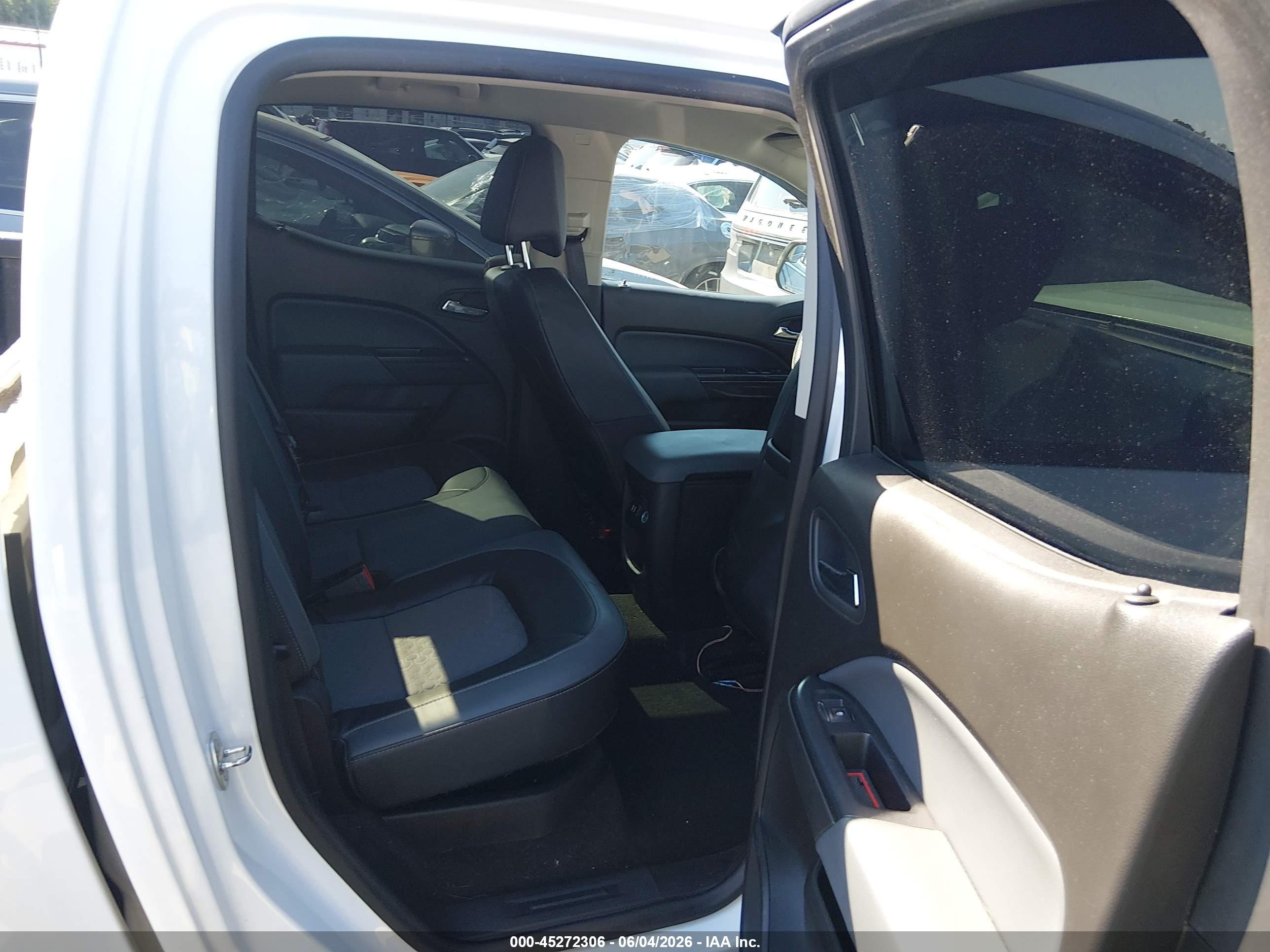 2015 Chevrolet Colorado Z71 White vin: 1GCGSCE32F1275109