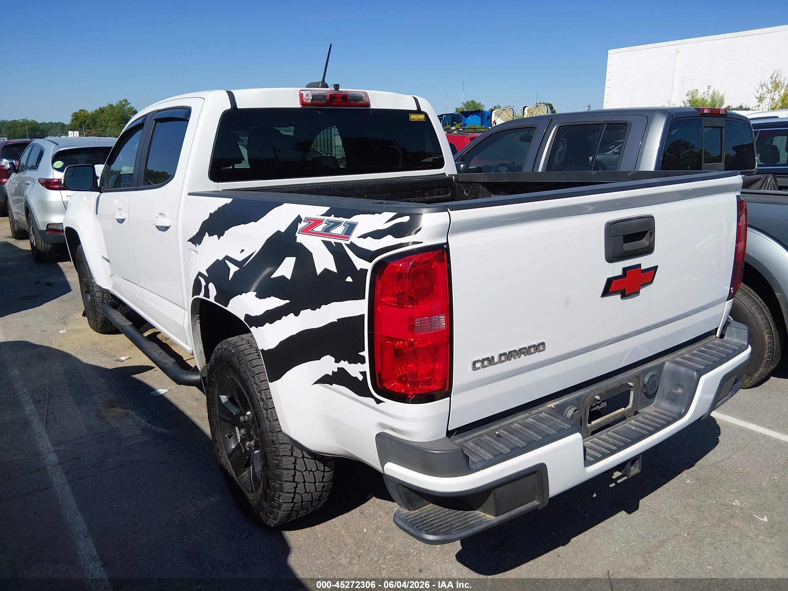 2015 Chevrolet Colorado Z71 White vin: 1GCGSCE32F1275109