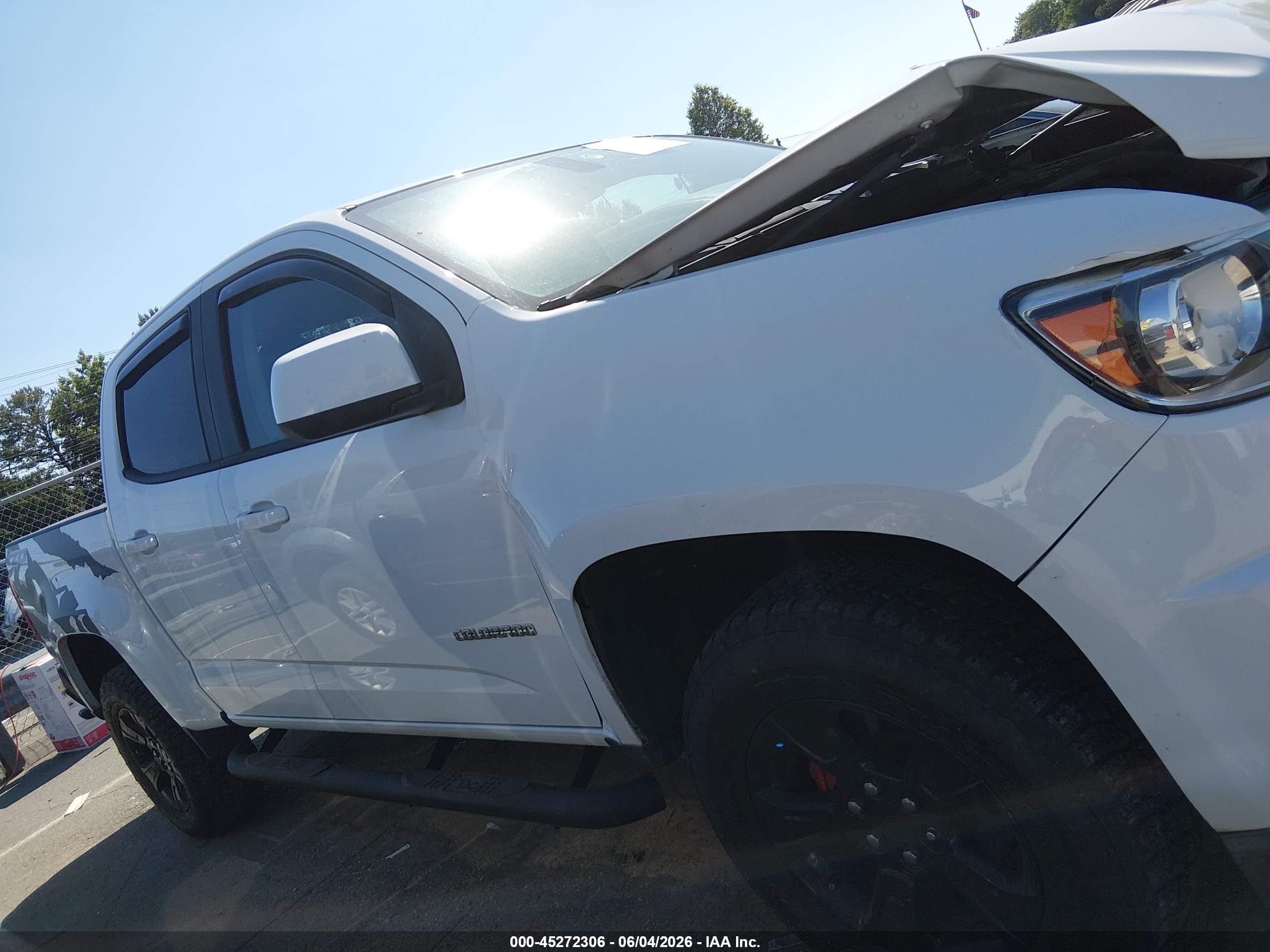 2015 Chevrolet Colorado Z71 White vin: 1GCGSCE32F1275109