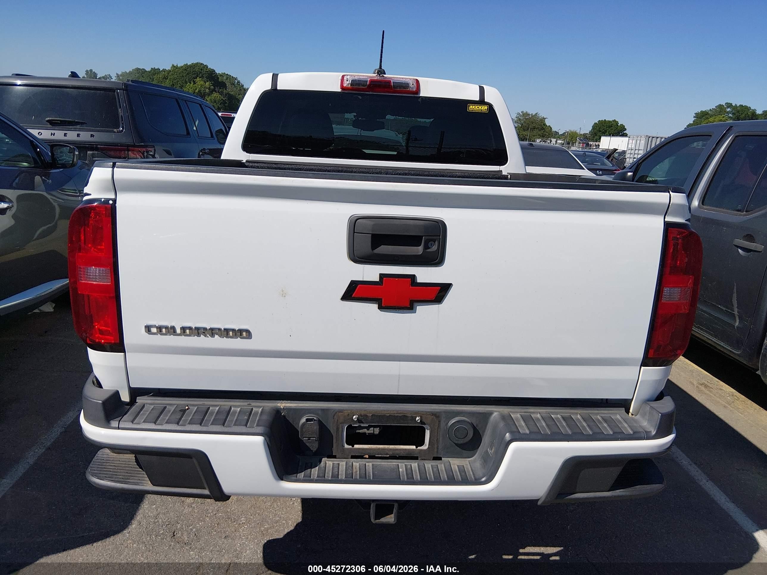 2015 Chevrolet Colorado Z71 White vin: 1GCGSCE32F1275109
