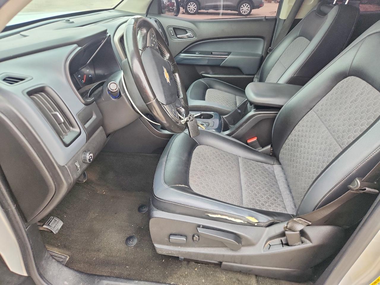 2015 Chevrolet Colorado Z71 Silver vin: 1GCGSCE34F1128094