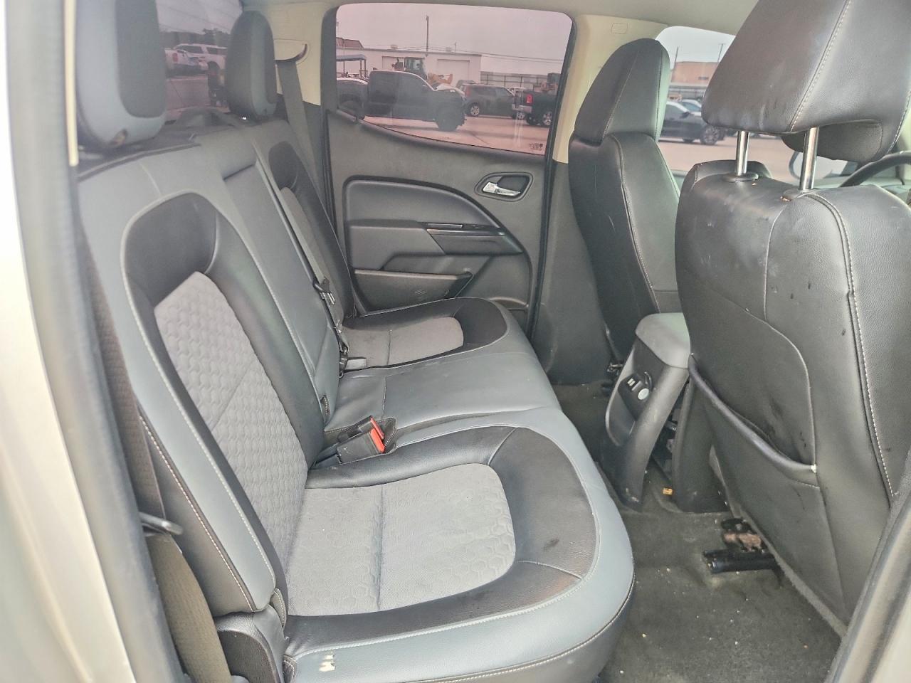 2015 Chevrolet Colorado Z71 Silver vin: 1GCGSCE34F1128094