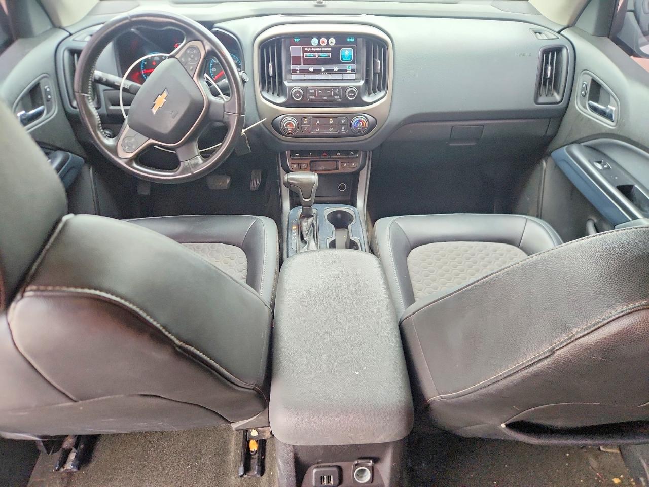 2015 Chevrolet Colorado Z71 Silver vin: 1GCGSCE34F1128094