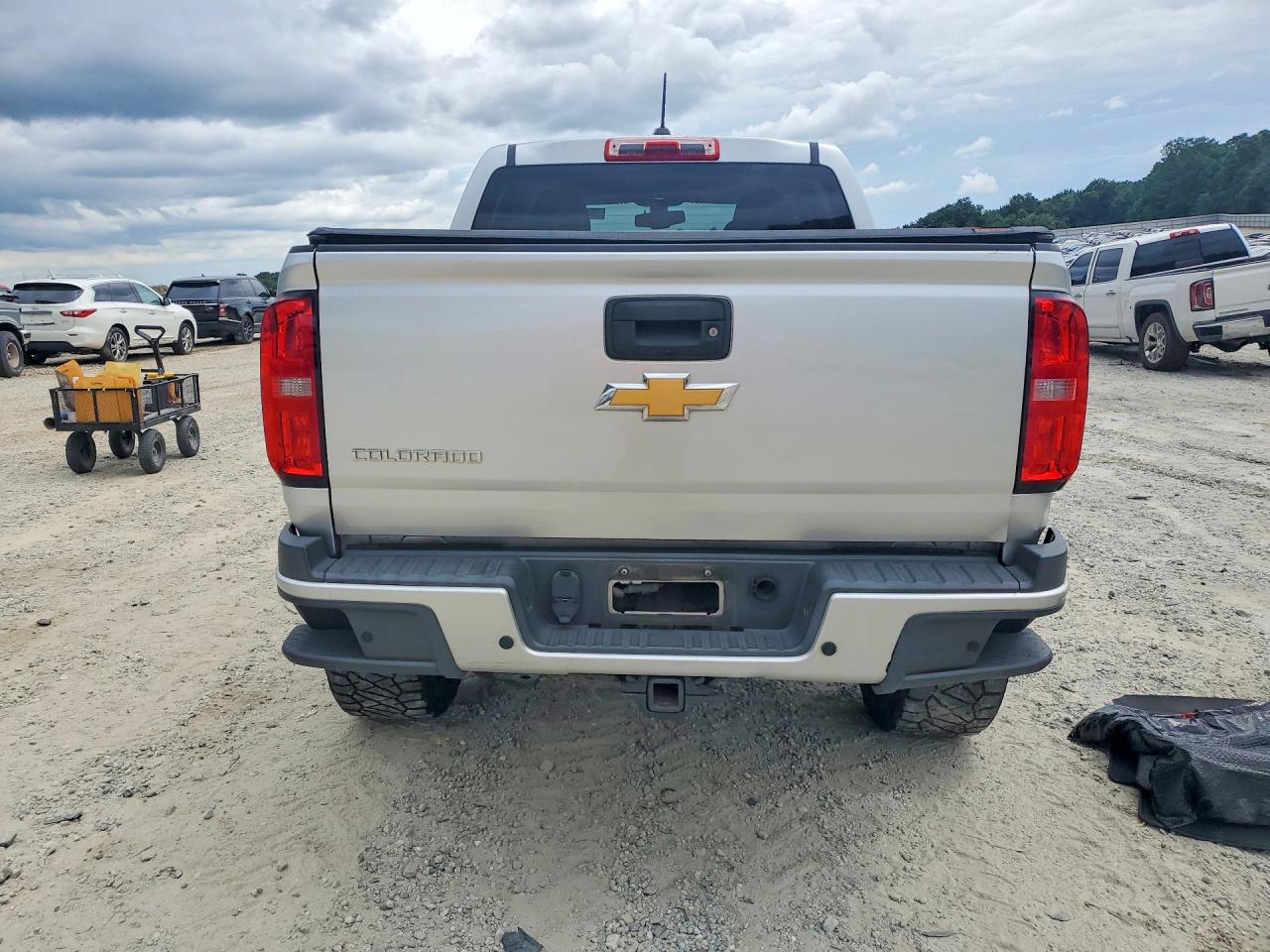 2015 Chevrolet Colorado Z71 Silver vin: 1GCGSCE34F1237770
