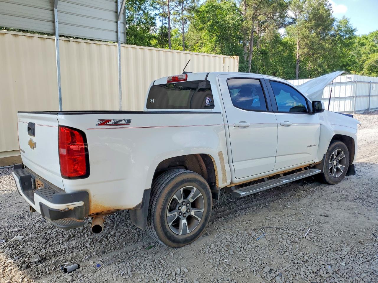 2015 Chevrolet Colorado Z71 White vin: 1GCGSCE35F1128234