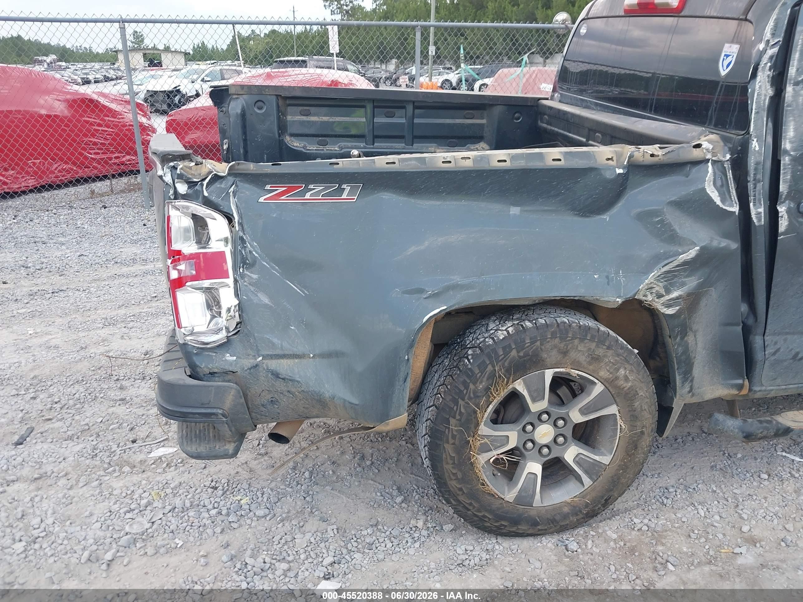 2015 Chevrolet Colorado 2wd Z71 Gray vin: 1GCGSCE38F1270772