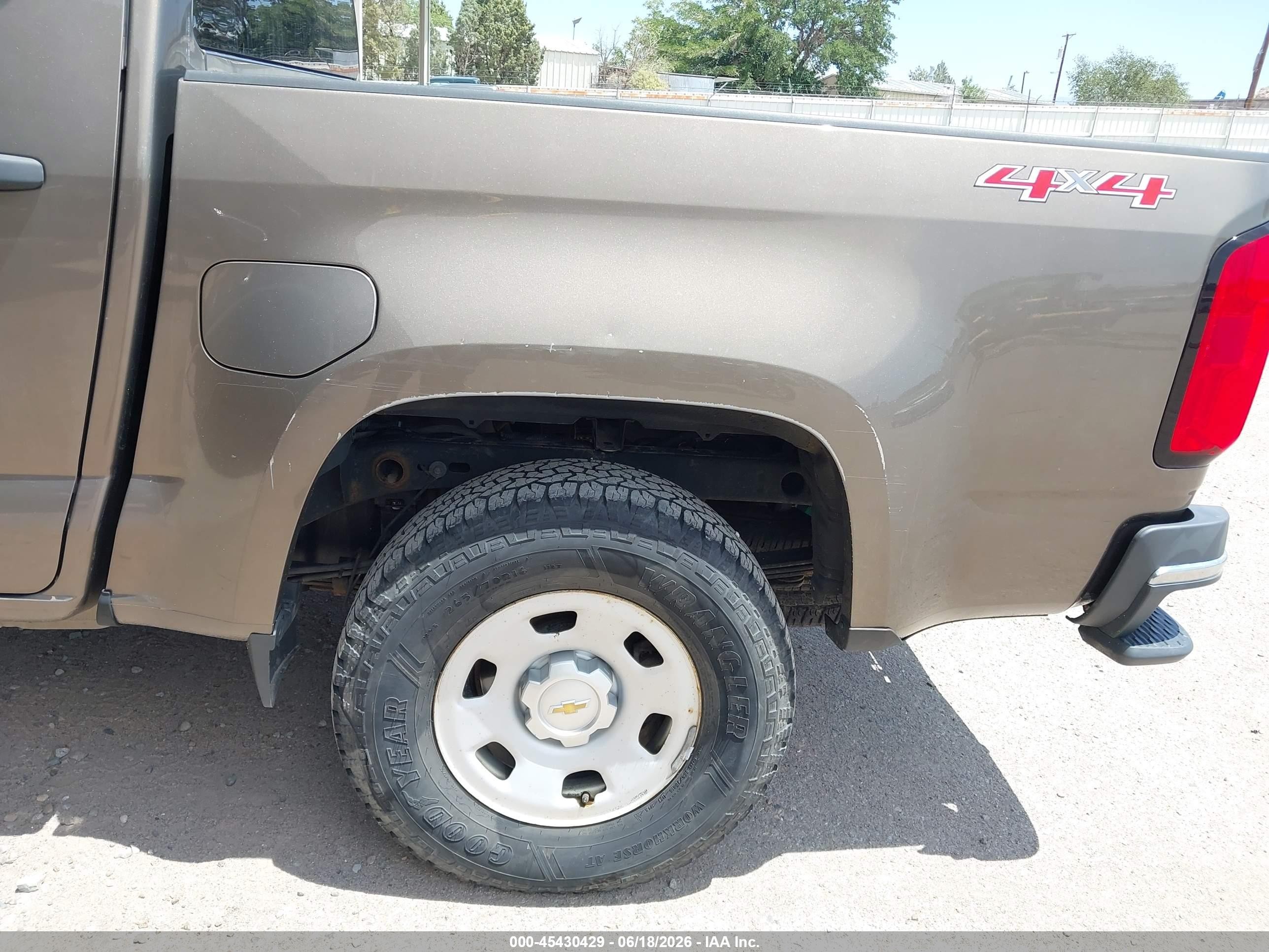 2015 Chevrolet Colorado Wt Dark Brown vin: 1GCGTAE30F1226167