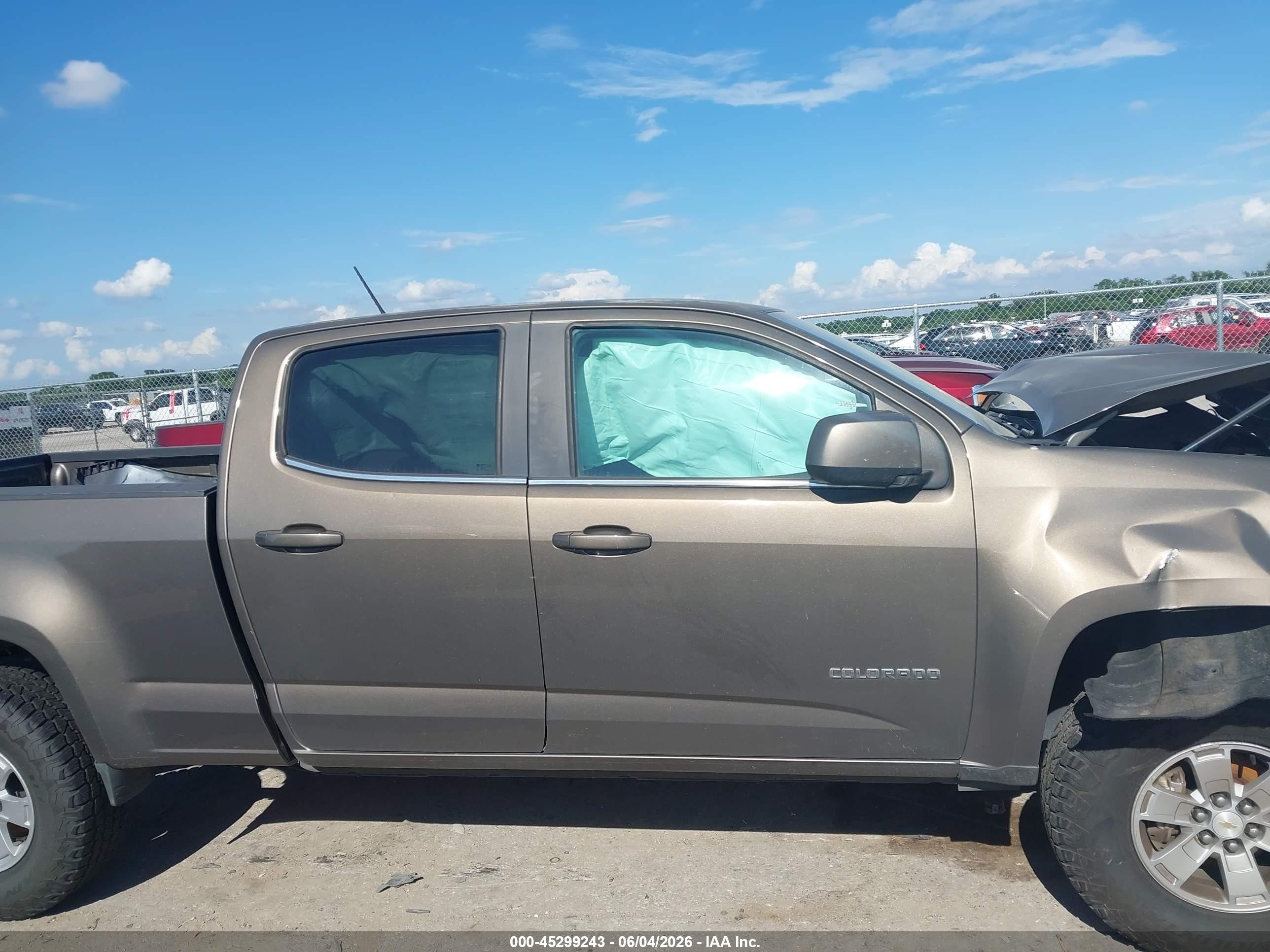2015 Chevrolet Colorado Wt Gray vin: 1GCGTAE3XF1180668