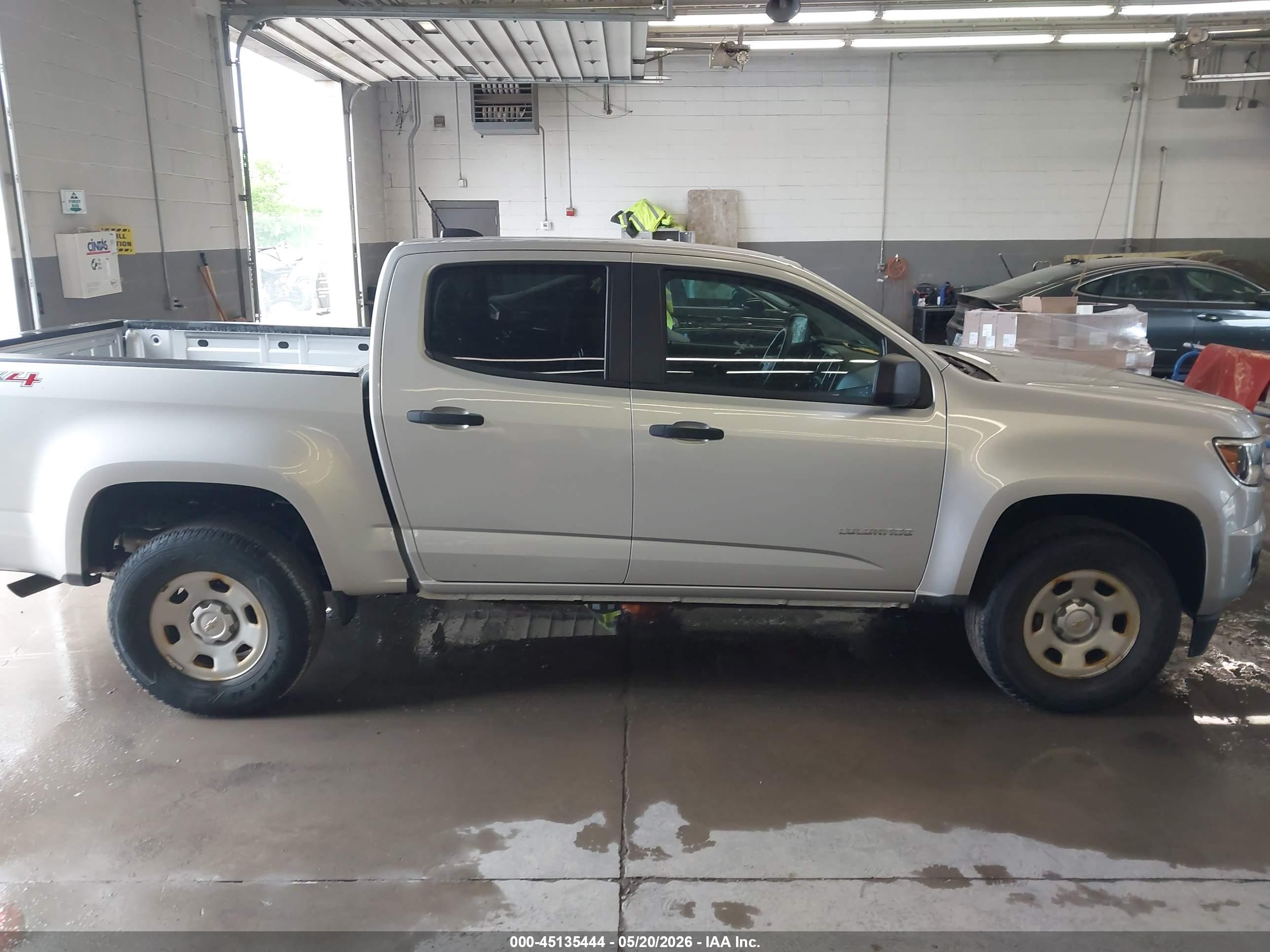 2016 Chevrolet Colorado Wt Silver vin: 1GCGTBE35G1229153