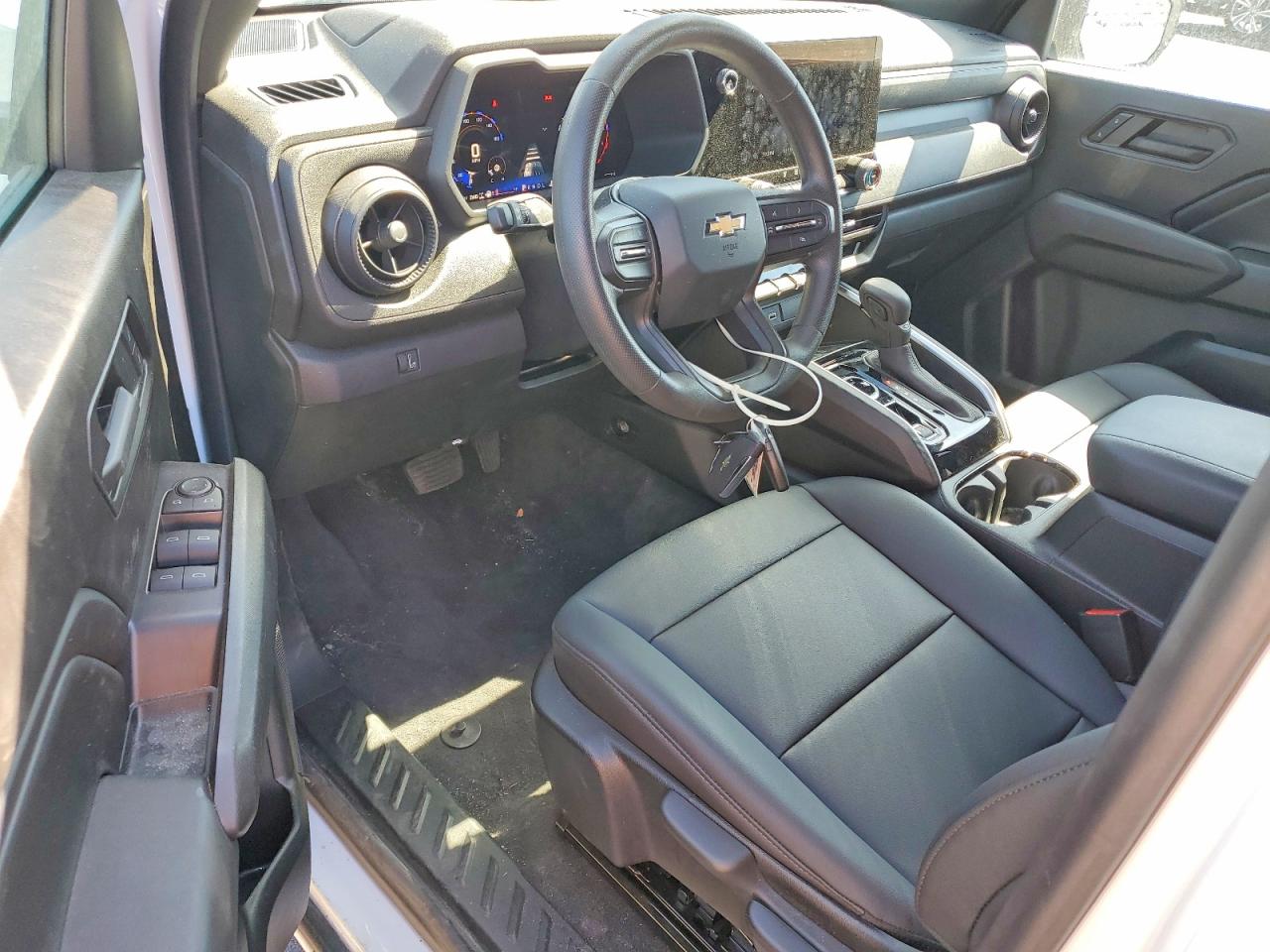 2024 Chevrolet Colorado White vin: 1GCGTBEC3R1113517