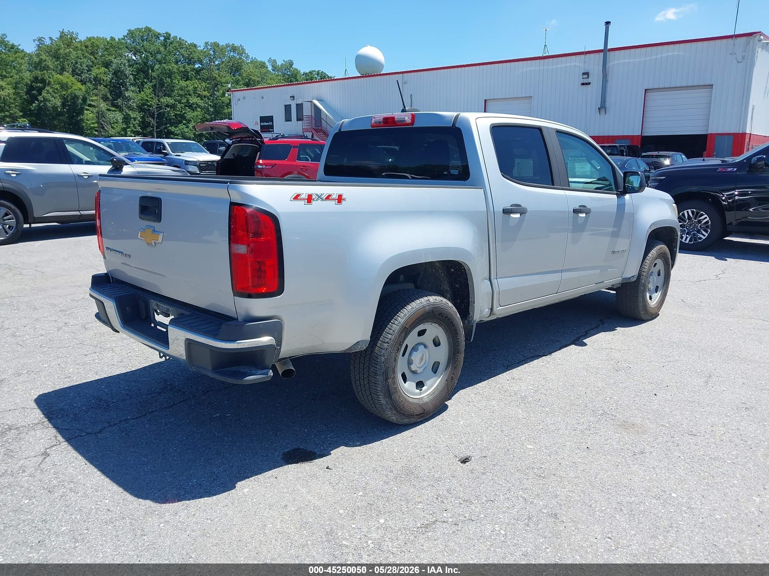 2017 Chevrolet Colorado Wt Silver vin: 1GCGTBEN1H1219996