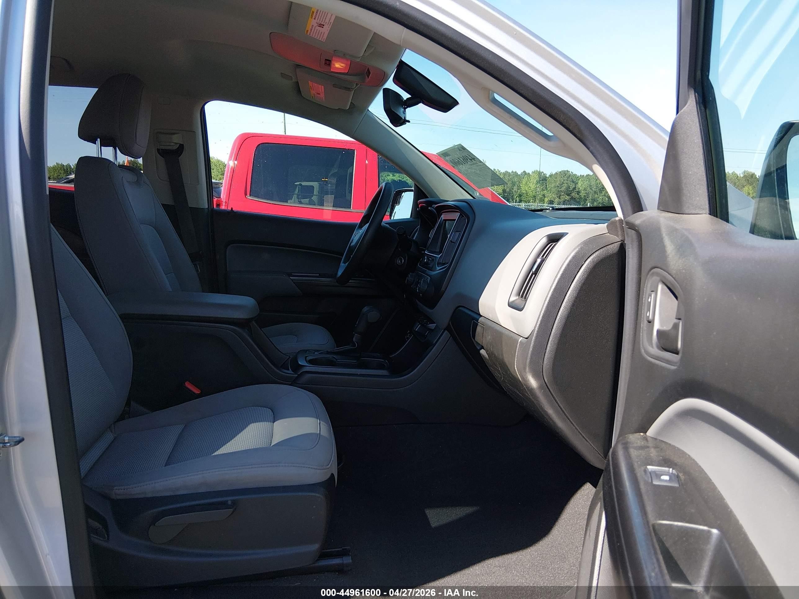 2019 Chevrolet Colorado Wt Silver vin: 1GCGTBEN6K1345584