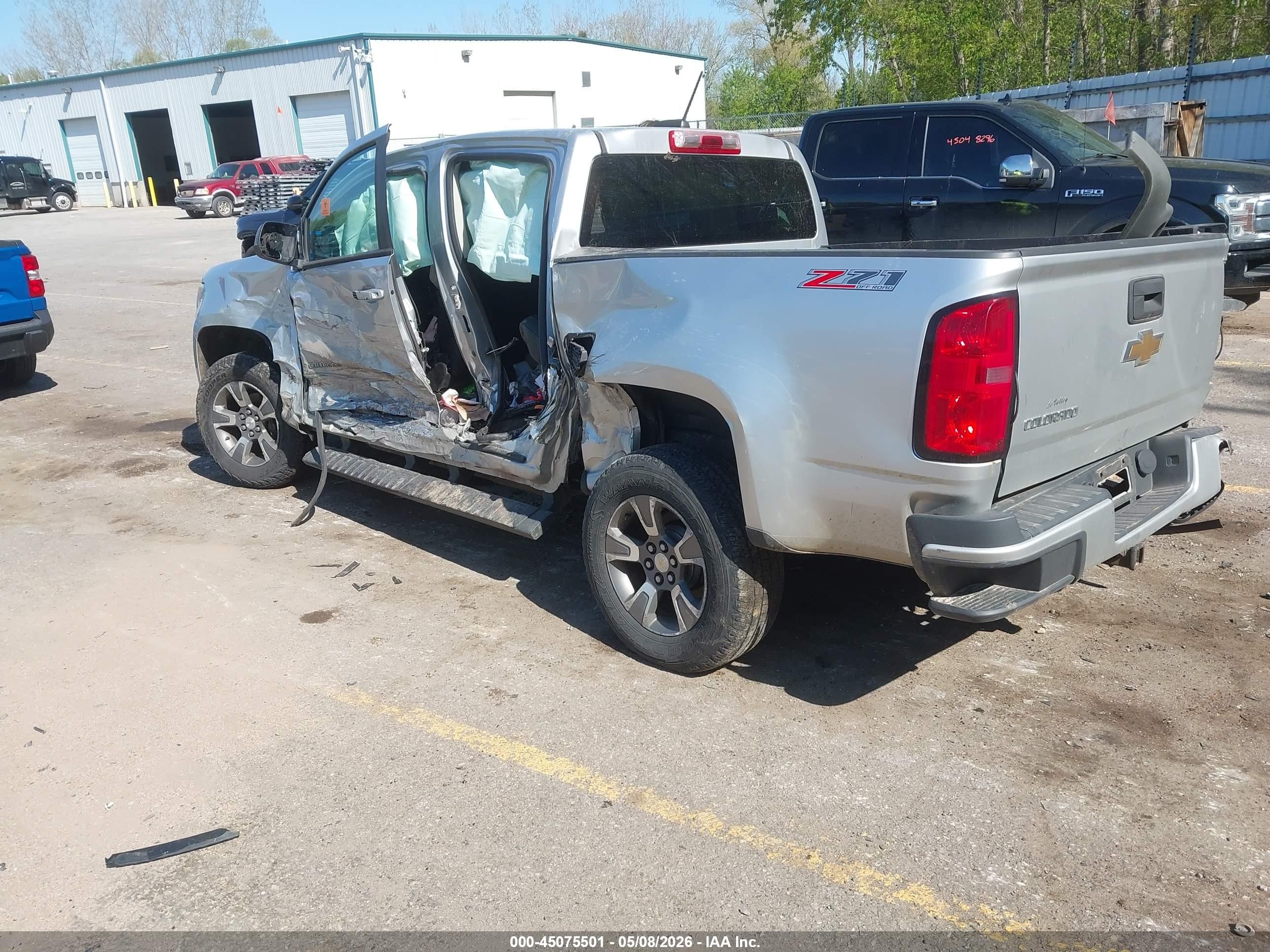 2015 Chevrolet Colorado Z71 Silver vin: 1GCGTCE31F1203122